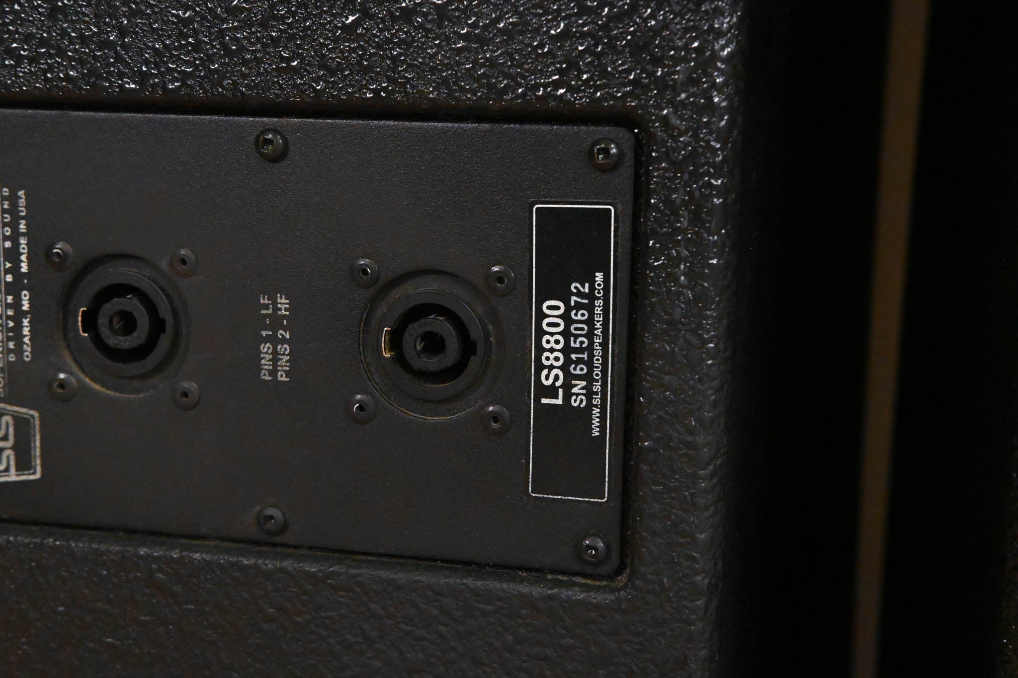 SLS LS8800 Full-Range Line Array Module (PAIR)