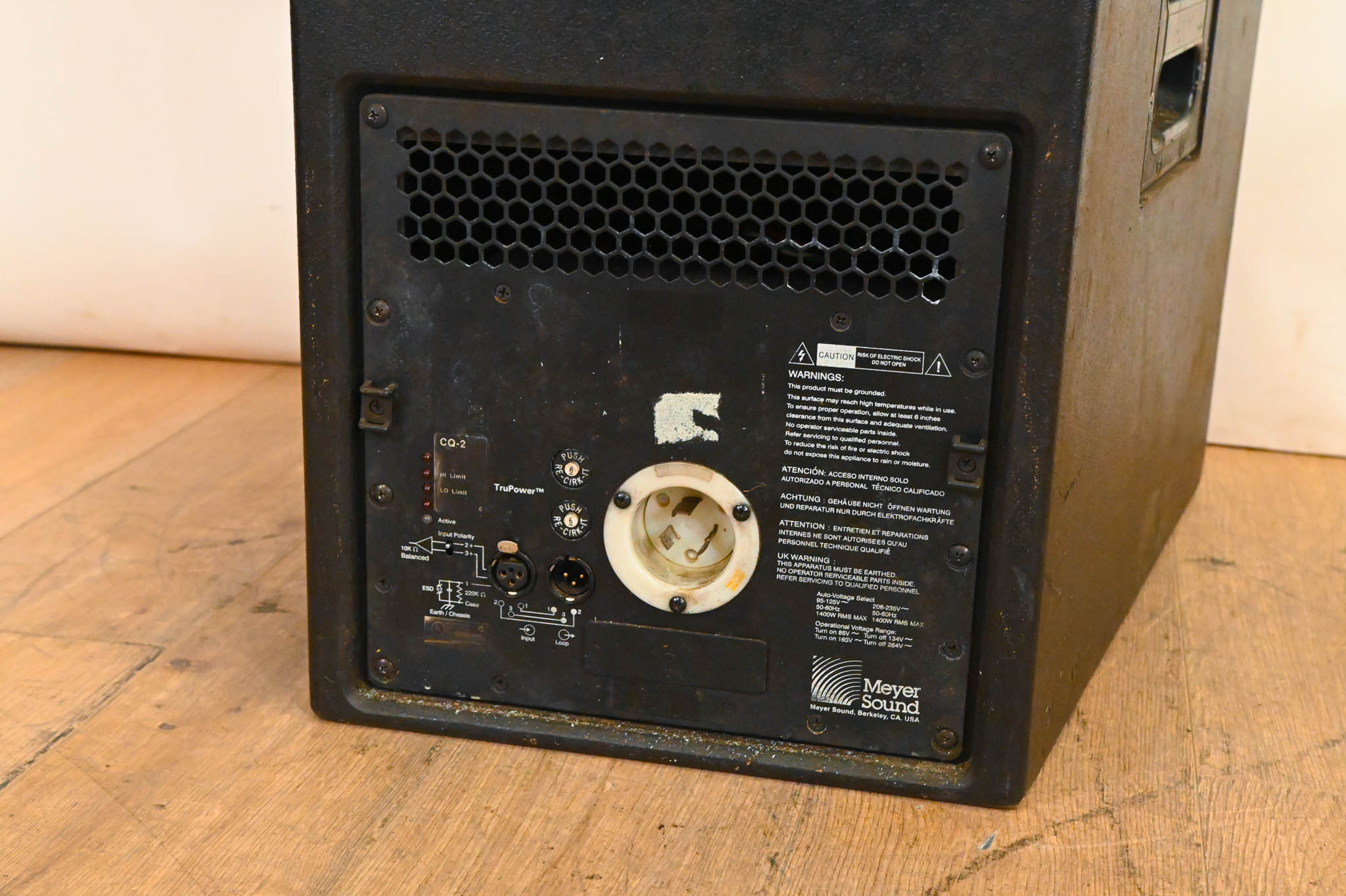 Meyer Sound MSL-2A Self-Powered Reinforcement Loudspeaker