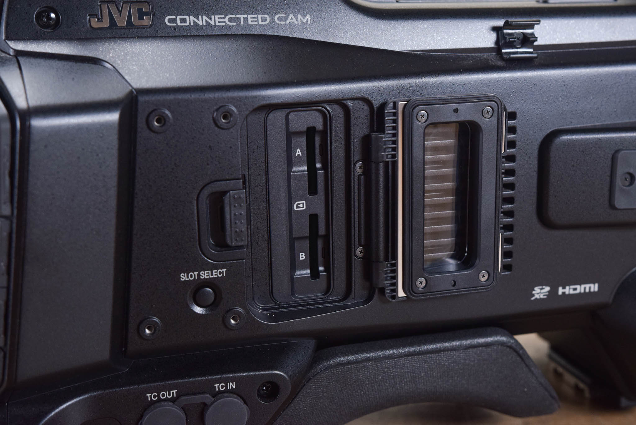 JVC GY-HC900CHU 2/3" HD Connected Camcorder