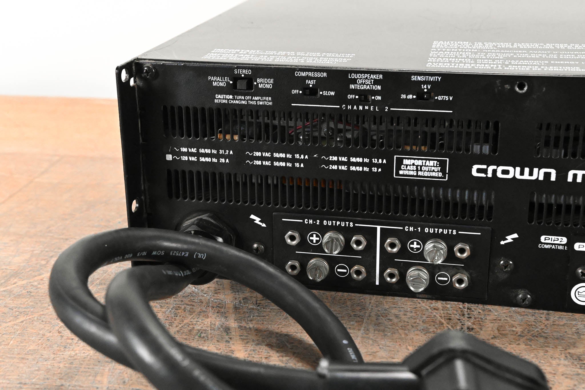 Crown Macro-Tech 5002VZ 2-Channel Power Amplifier