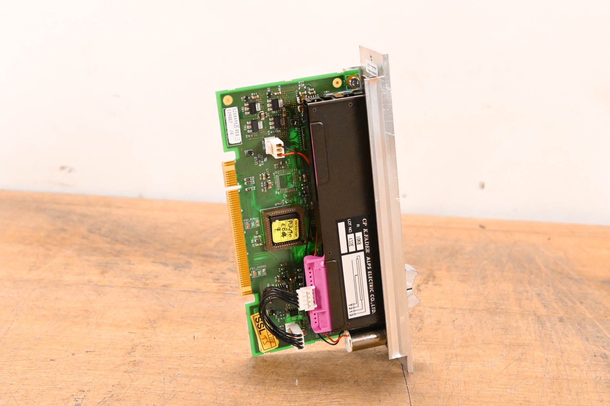 Solid State Logic C300 HD Motorized Fader Module – ALPS K-Fader Assembly