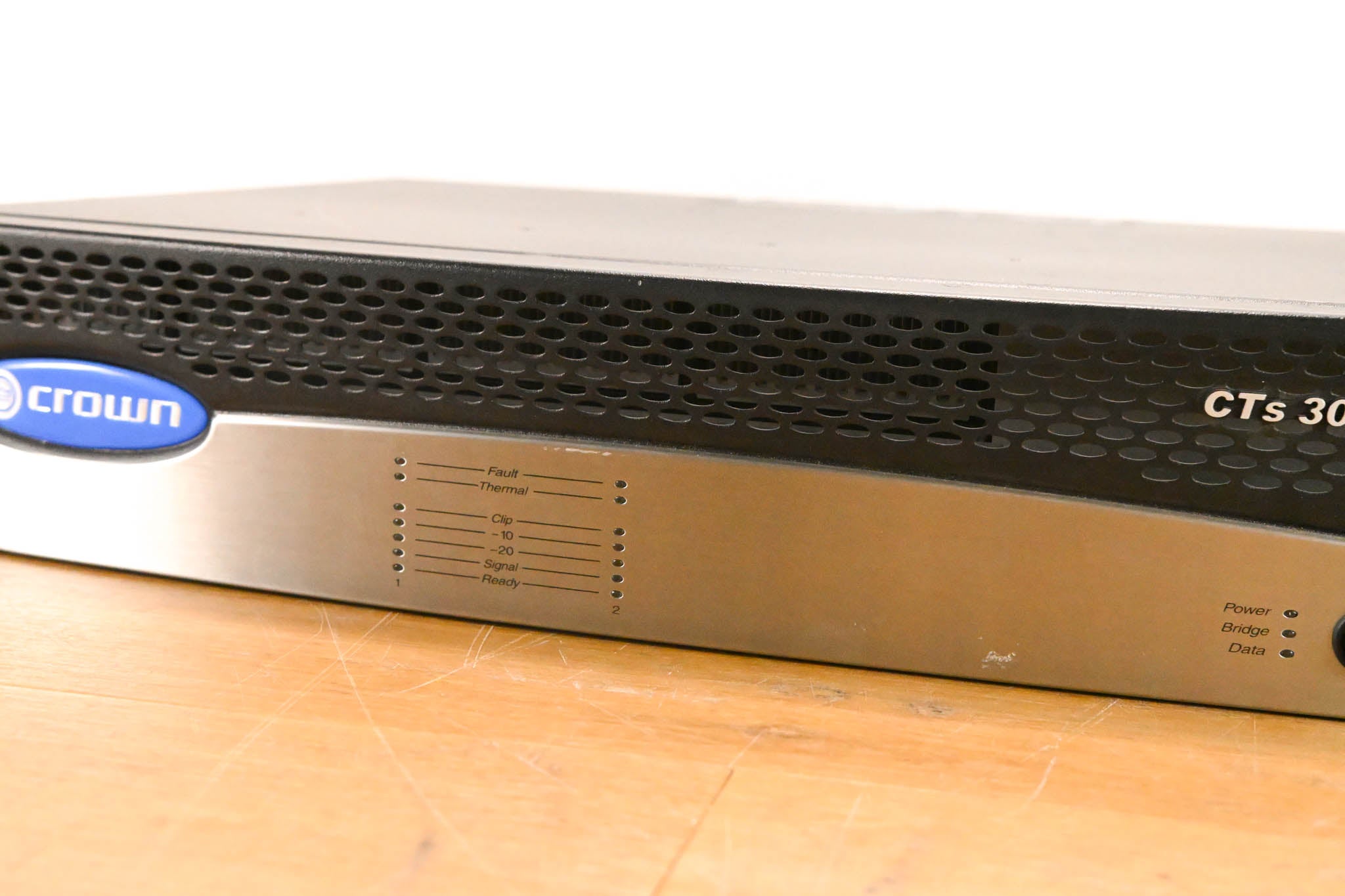 Crown CTs 3000 Two-Channel 1500W Power Amplifier