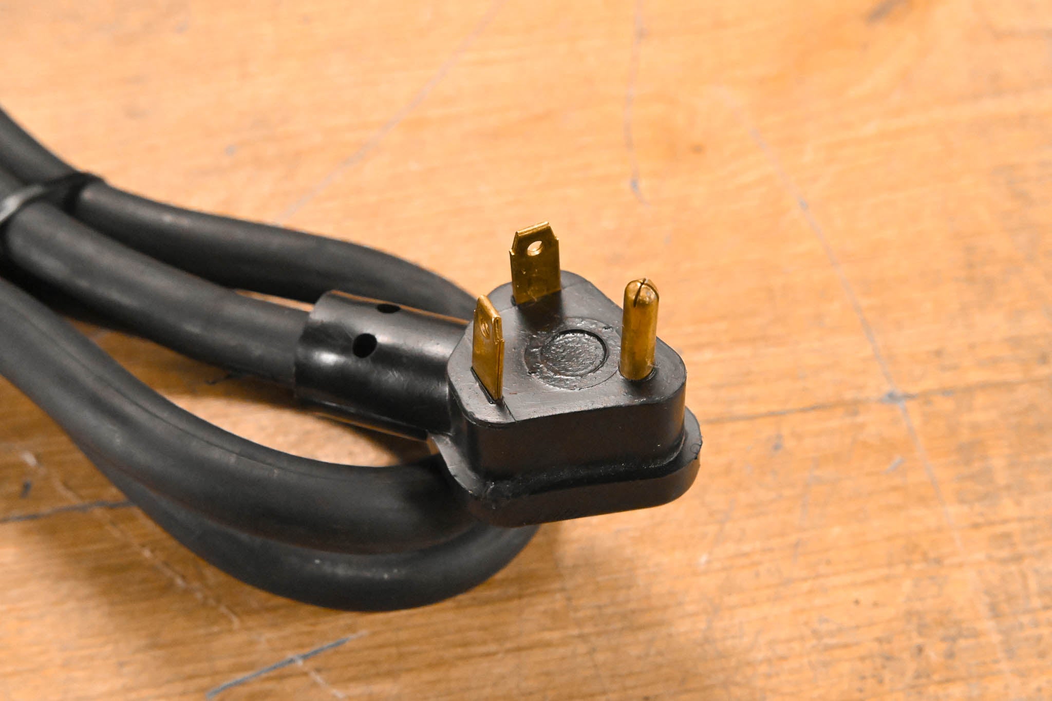 Crown Macro-Tech 3600VZ 2-Channel Power Amplifier