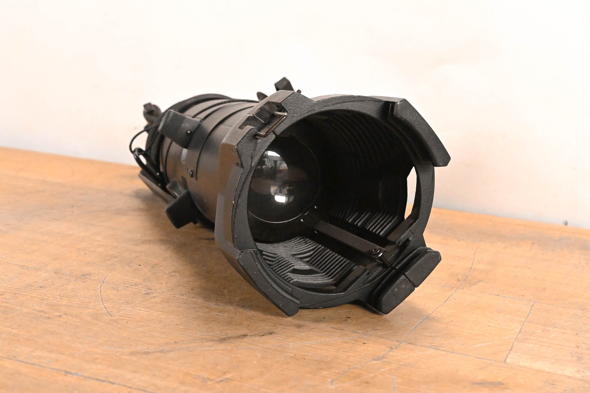 ETC Source Four Jr 26 Degree 575 Ellipsoidal Light