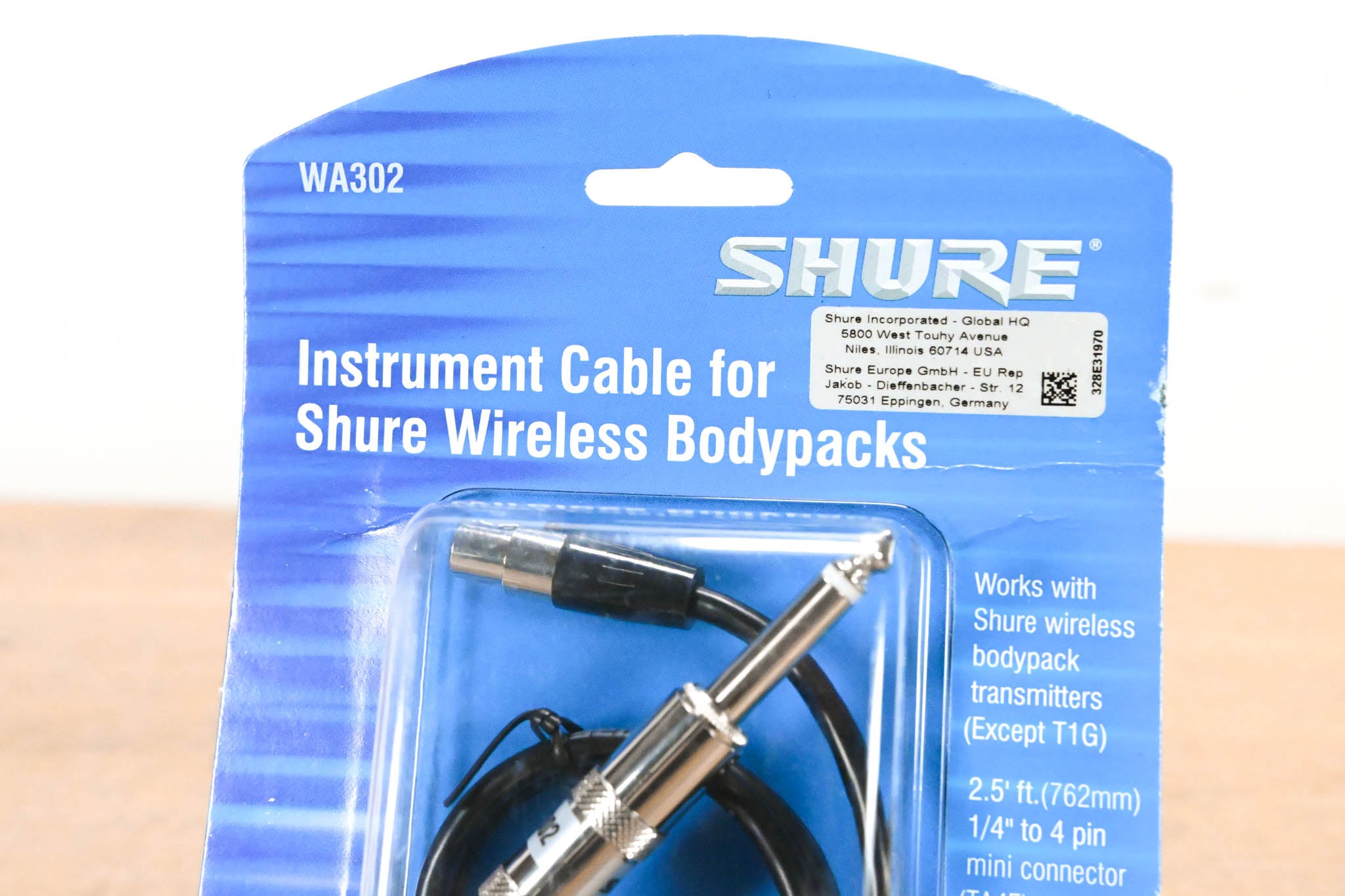 Shure WA302 TA4F to 1/4" Instrument Cable for Wireless Bodypacks - 2.5'