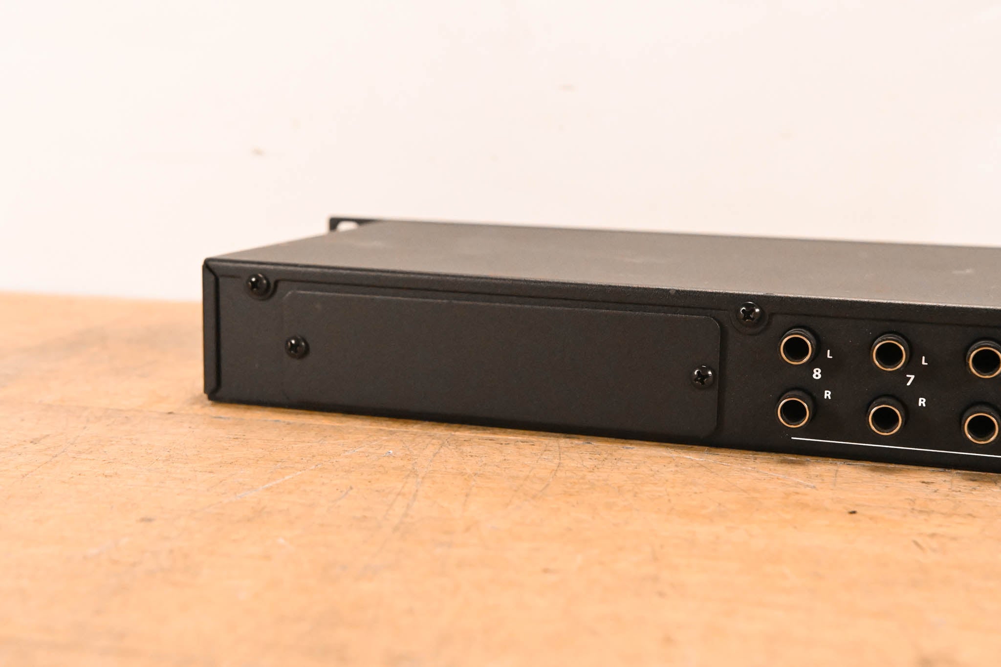 Digital Audio Labs Livemix DA-816 Analog Output Unit (NO POWER SUPPLY)