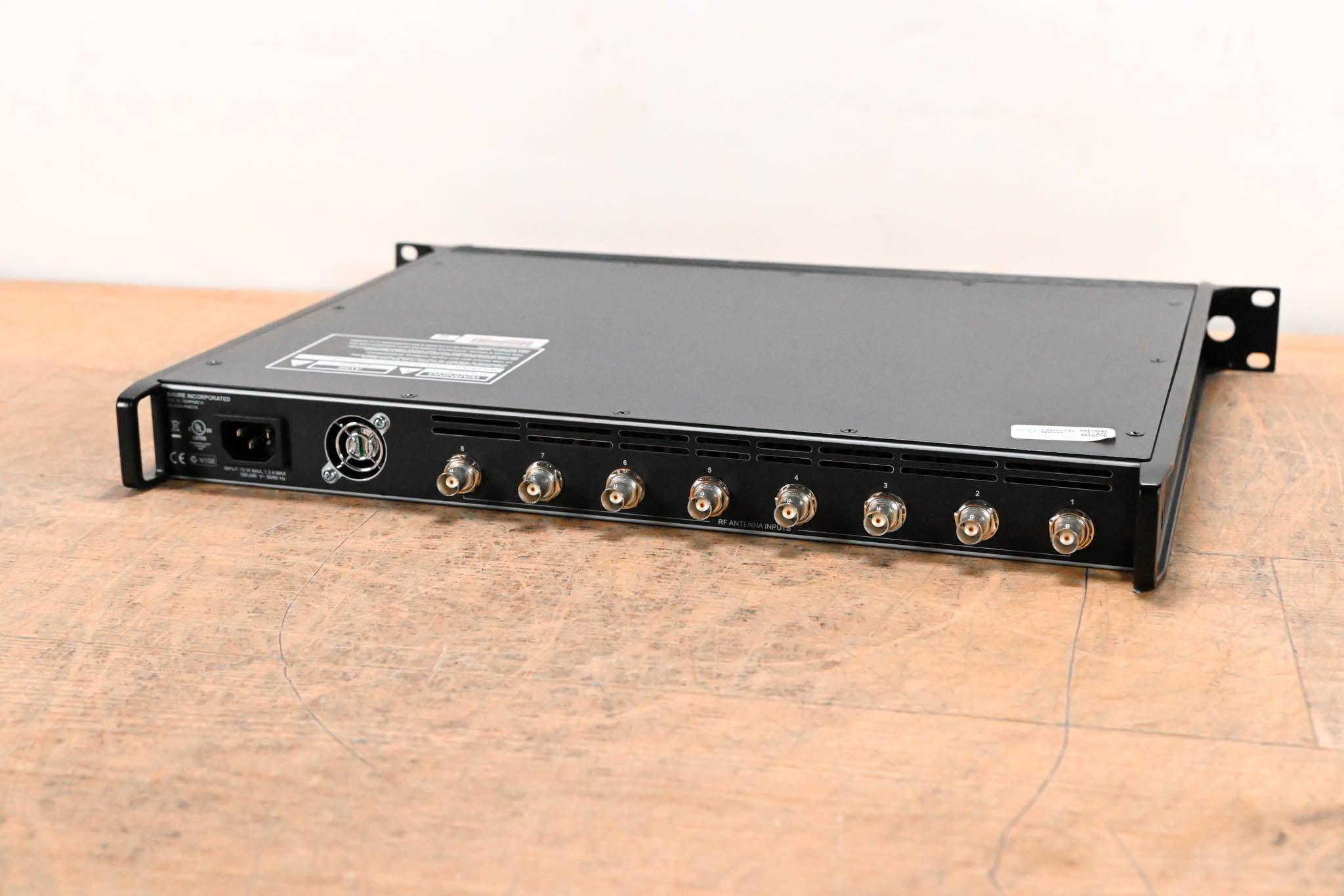 Shure PA421A 4-Port PSM Antenna Combiner - 470-952 MHz