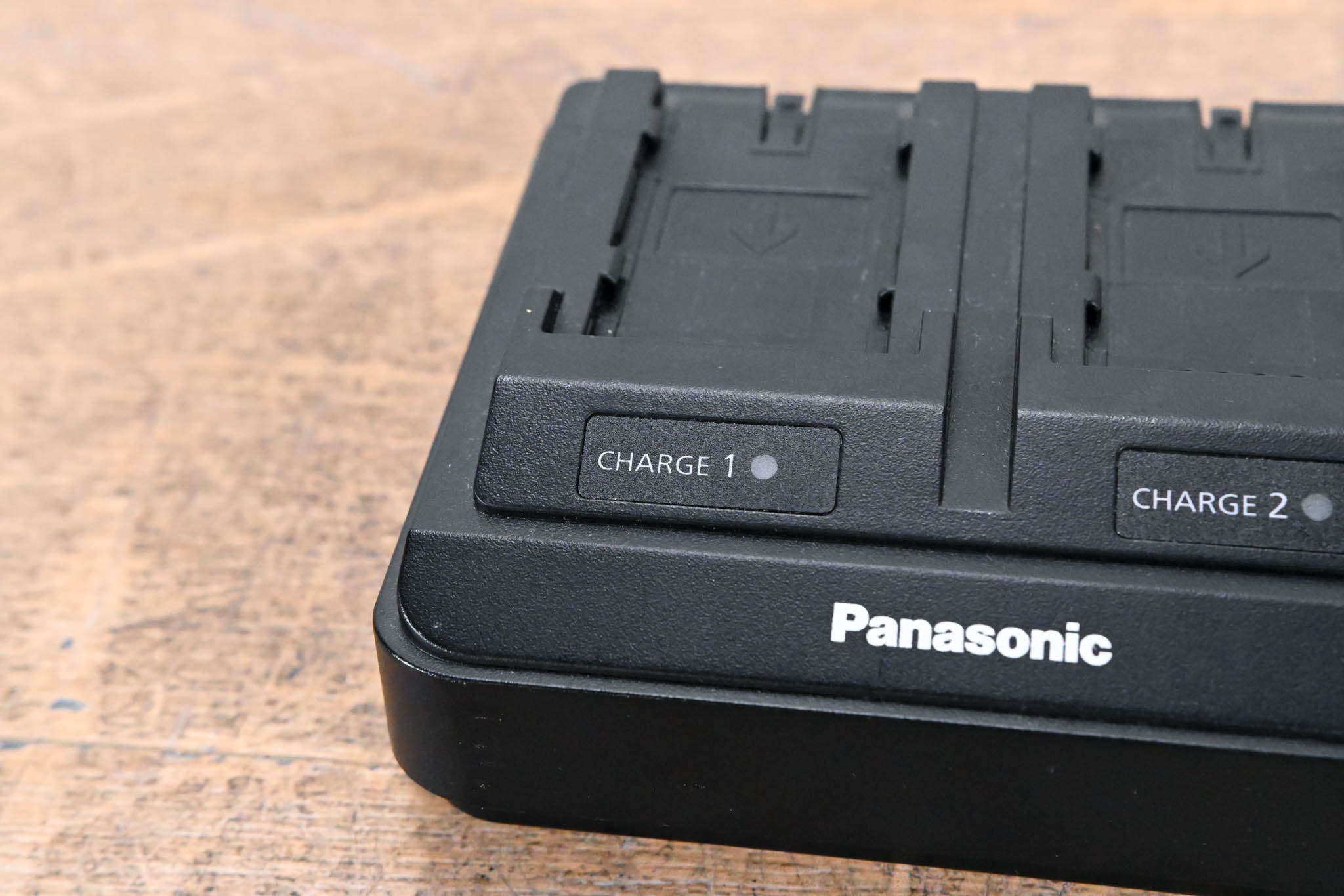 Panasonic AG-BRD50 Dual Battery Charger (NO POWER SUPPLY)