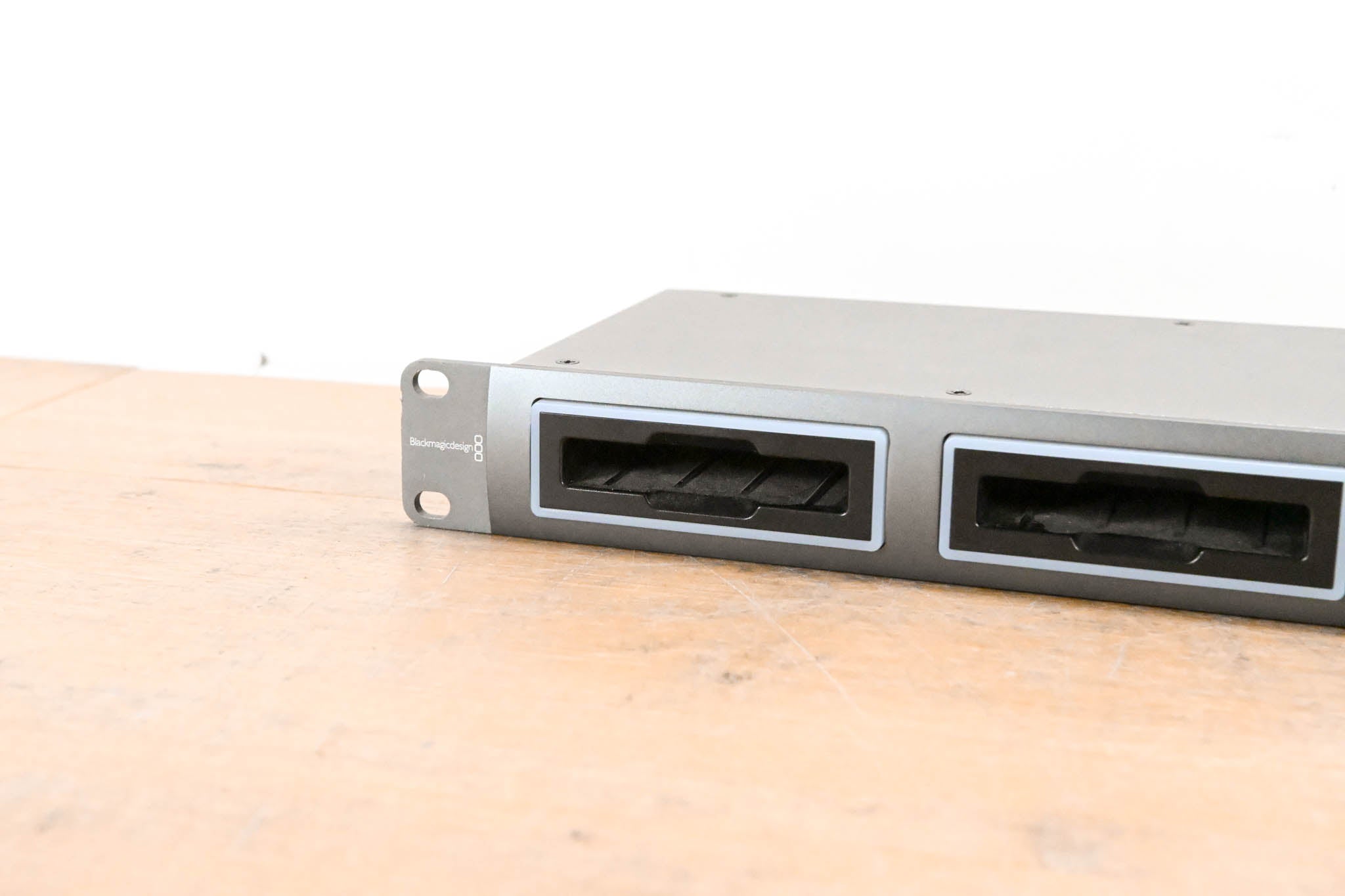 Blackmagic Design HyperDeck Studio Pro 2