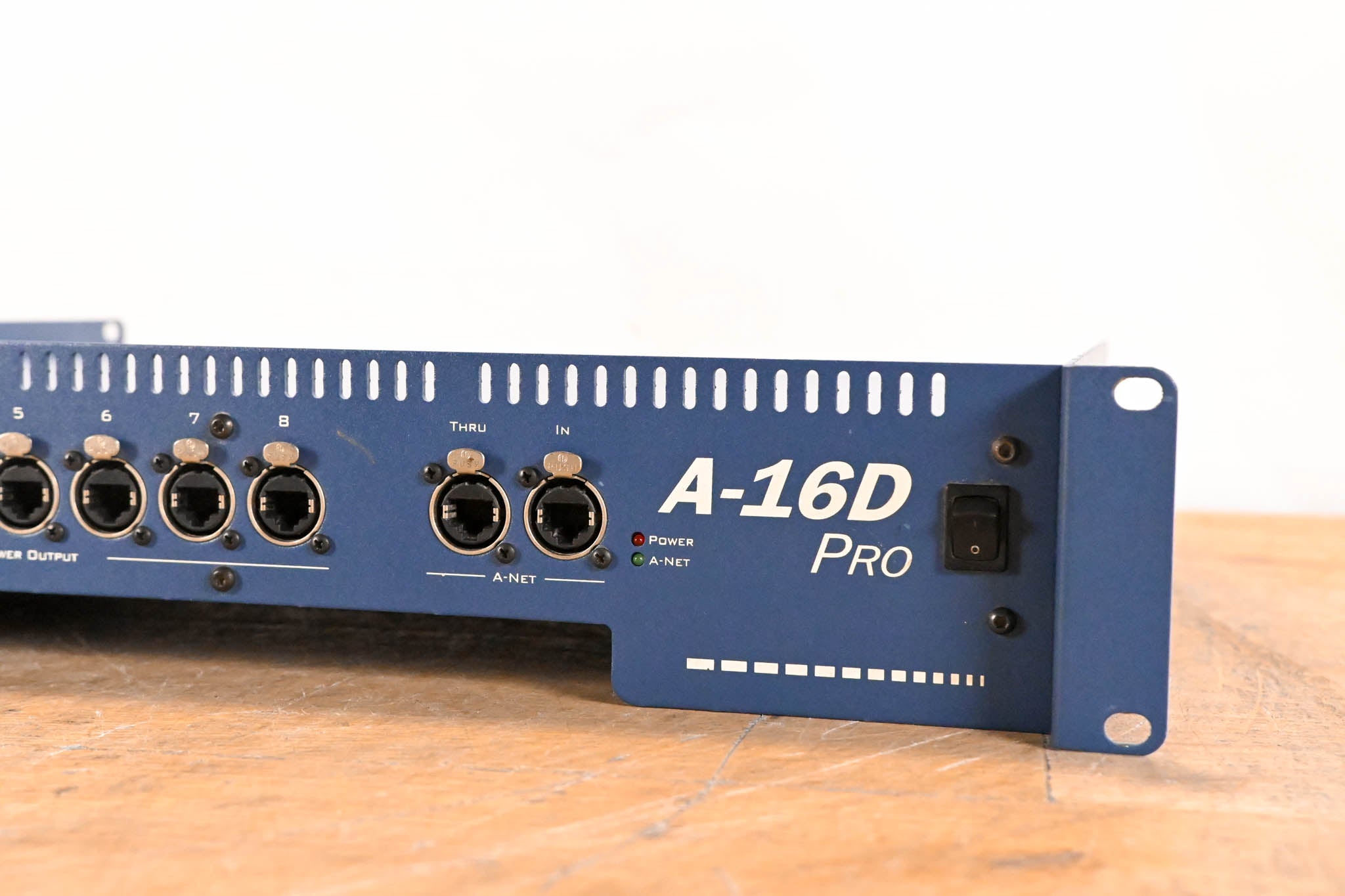 Aviom A-16D Pro A-Net Distributor