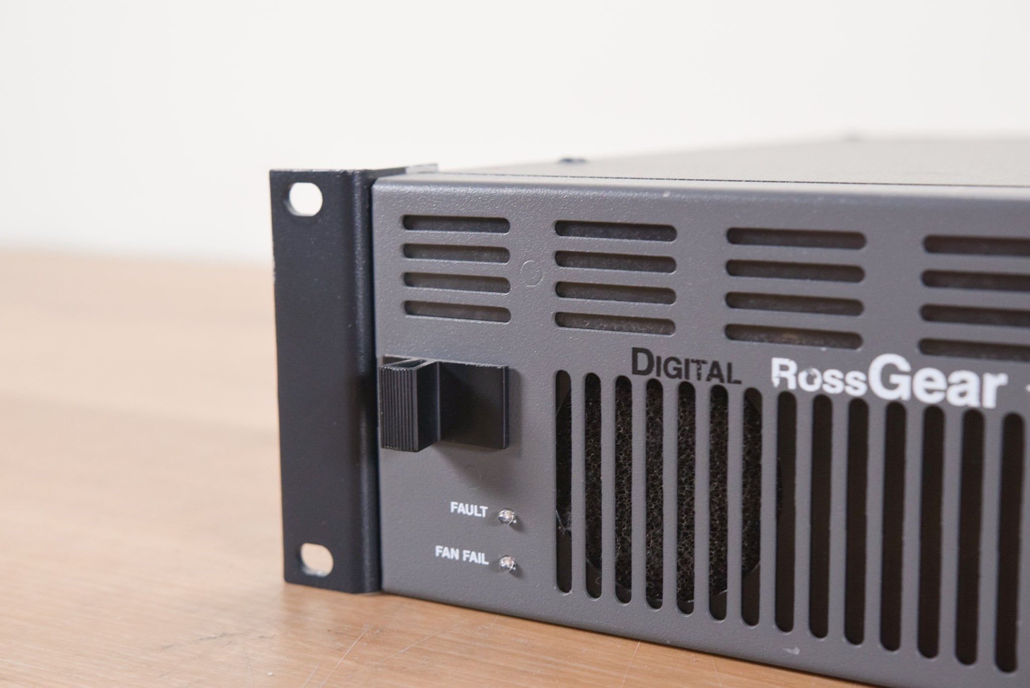 Ross DFR-8110A Digital RossGEAR Terminal