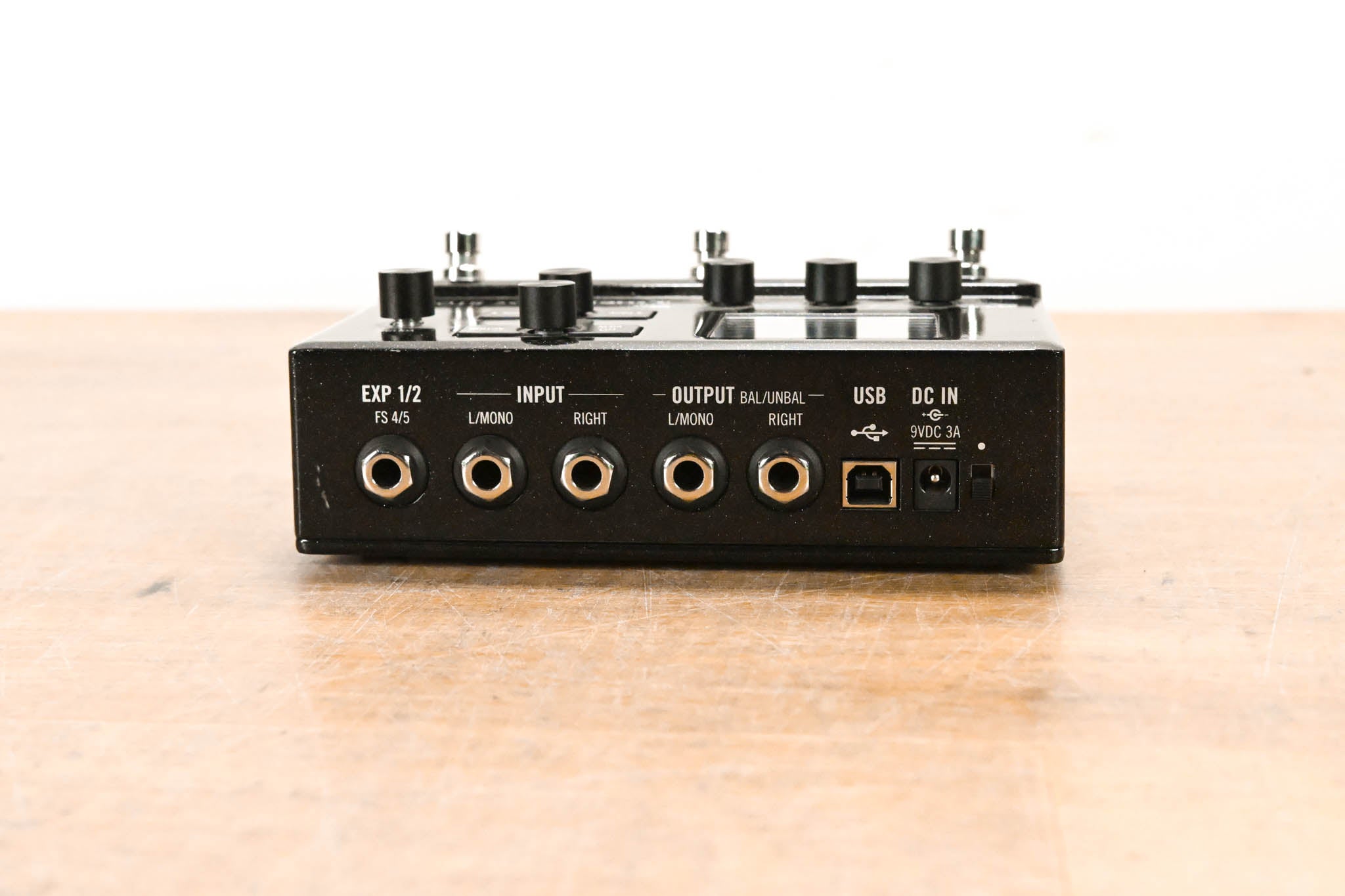 Line 6 HX Stomp Multi-Effects Guitar Processor