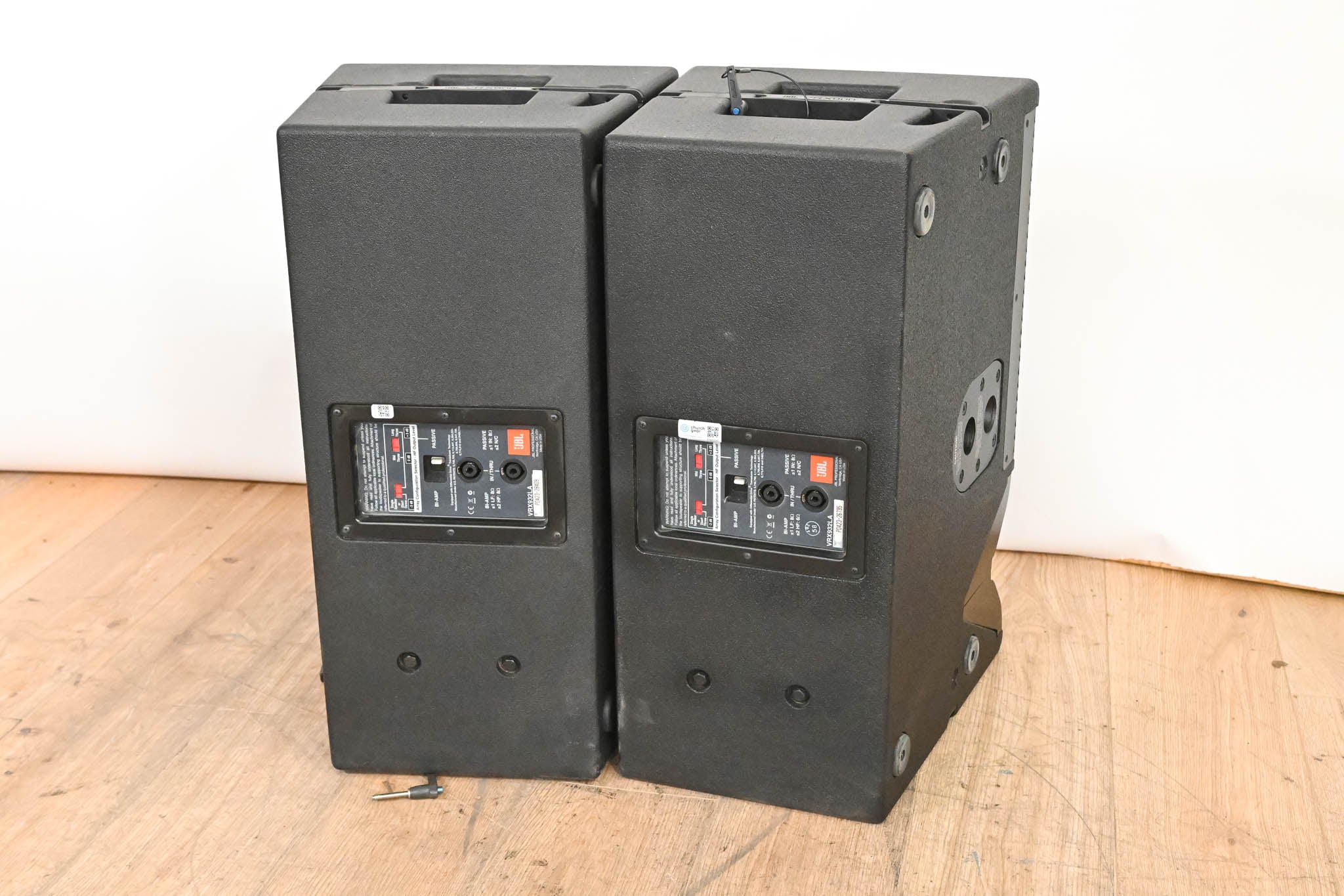 JBL VRX932LA 3200W 12-inch Line Array Speaker (PAIR)