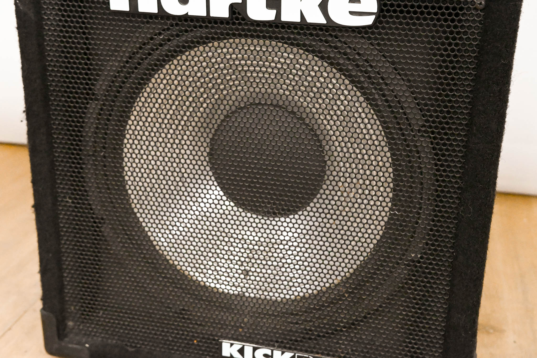 Hartke HA1200 Kickback 12 120W 12" Bass Combo Amplifier