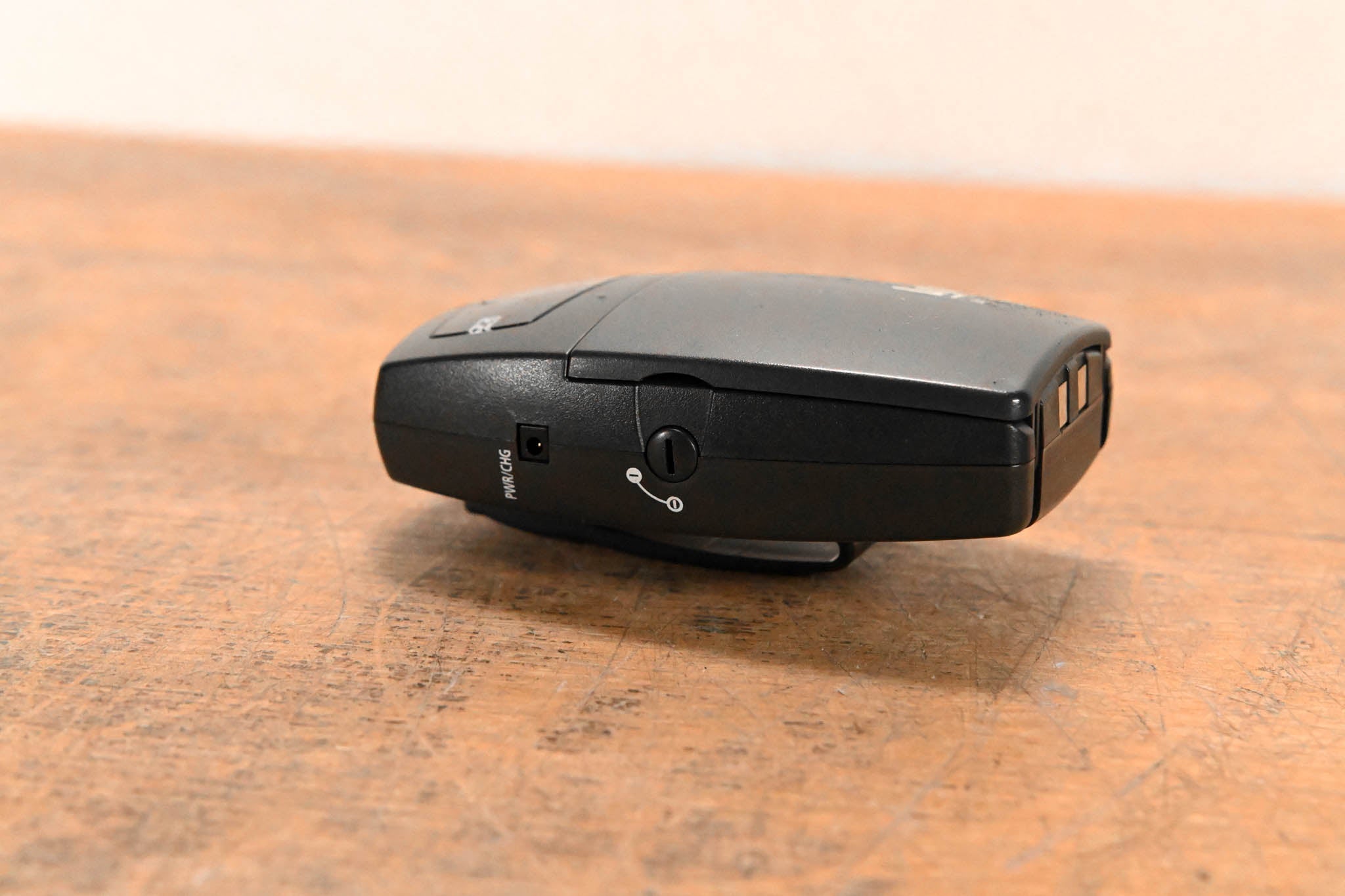 Listen Technologies LR-300-072 Portable Digital RF Receiver (72 MHz)