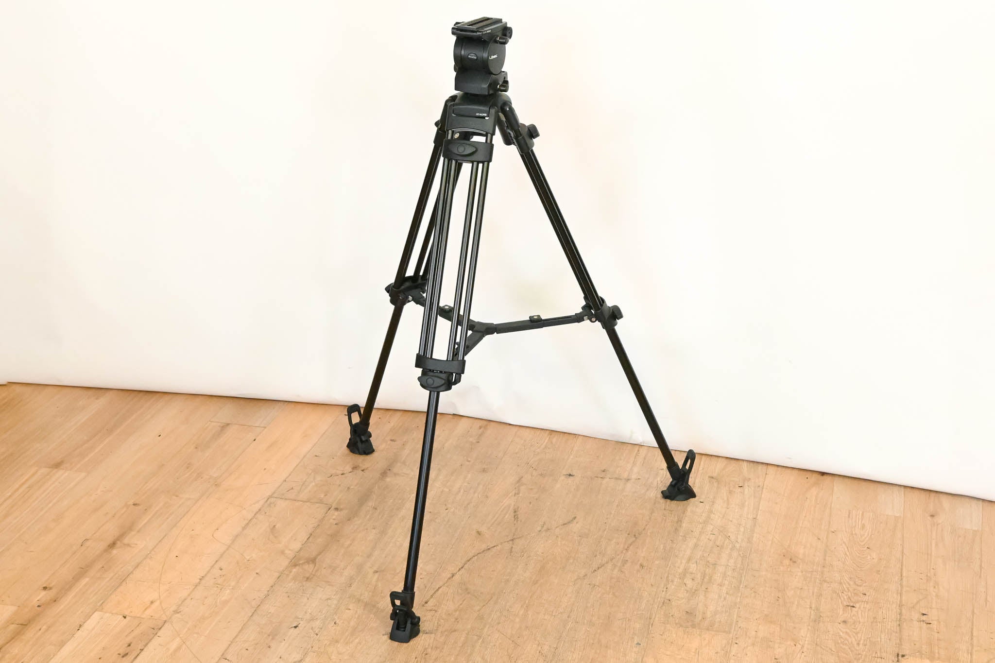 Libec RH45D Fluid Head with RT40RB Tripod Legs and BR-6B Spreader