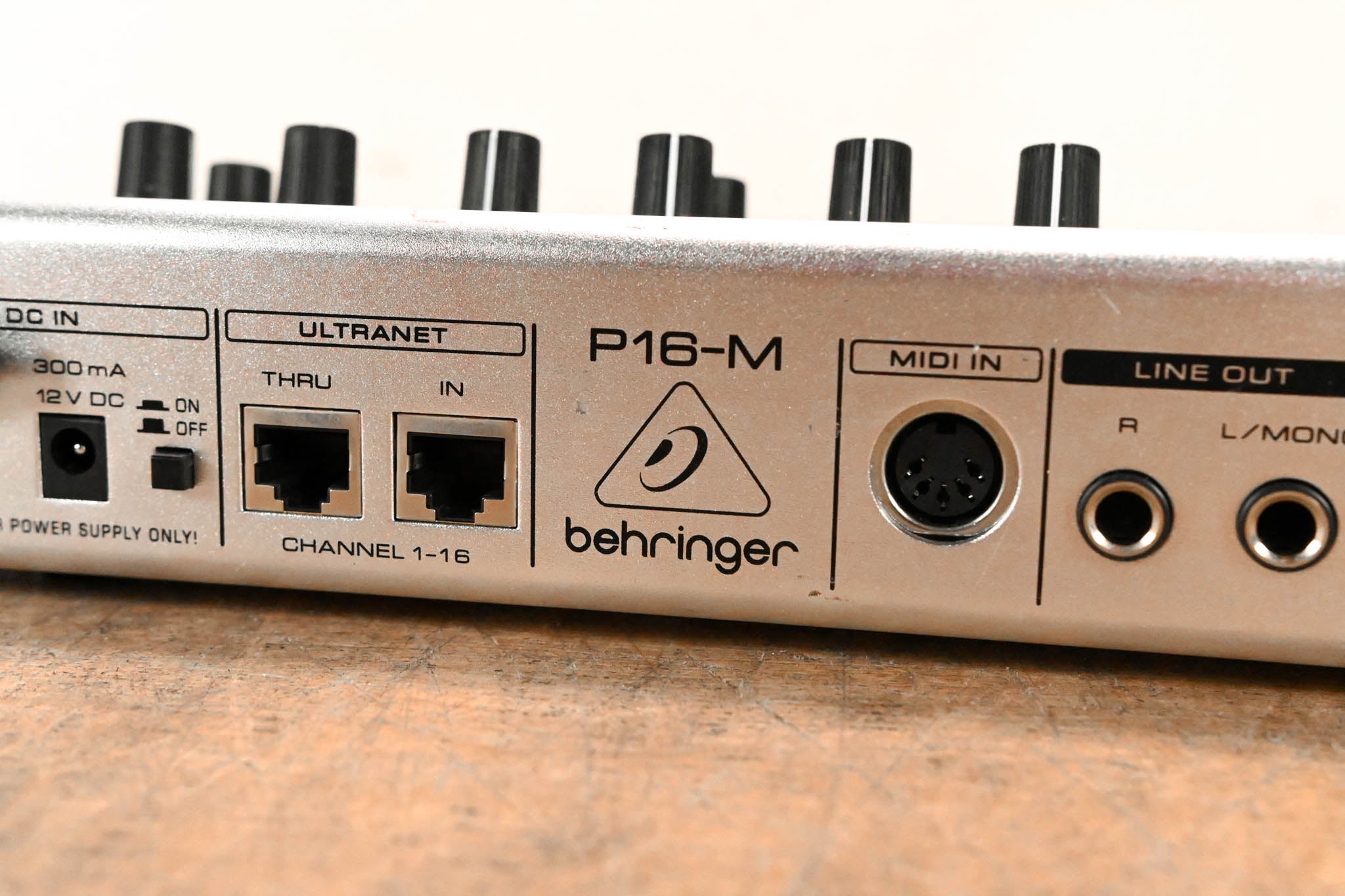 Behringer Powerplay P16-M 16-Channel Digital Personal Mixer