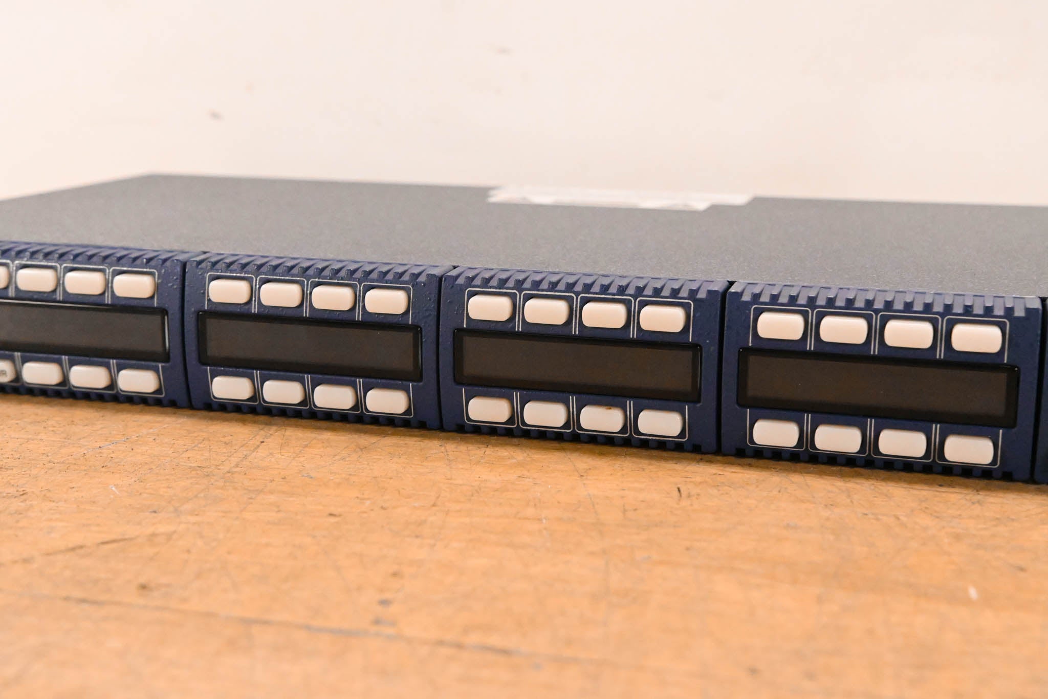 Clear-Com I-1430E i-Series 32-Key Pushbutton Panel