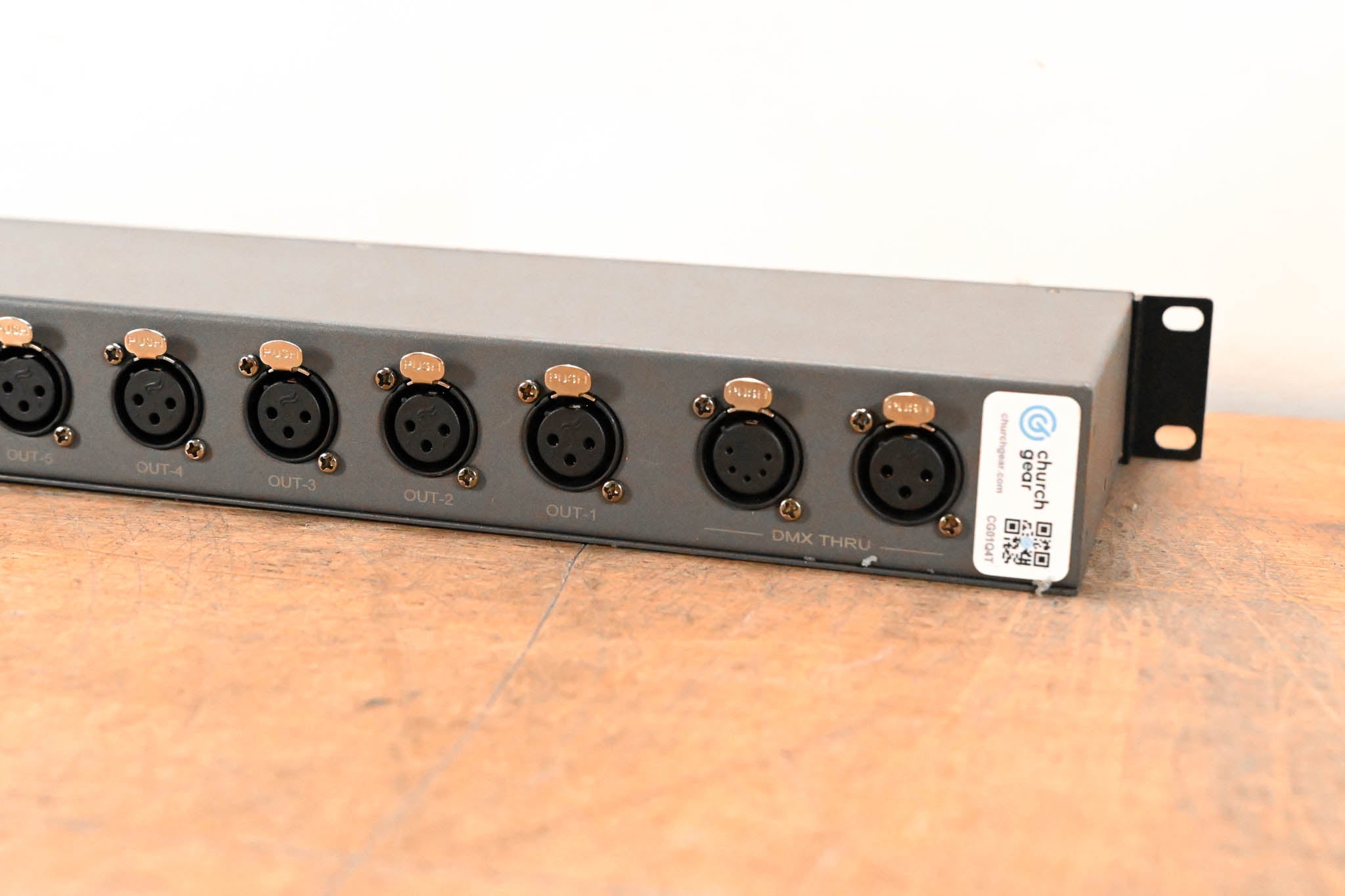 Blizzard Lighting Pipeline DMX-512 8-Way DMX Distributor