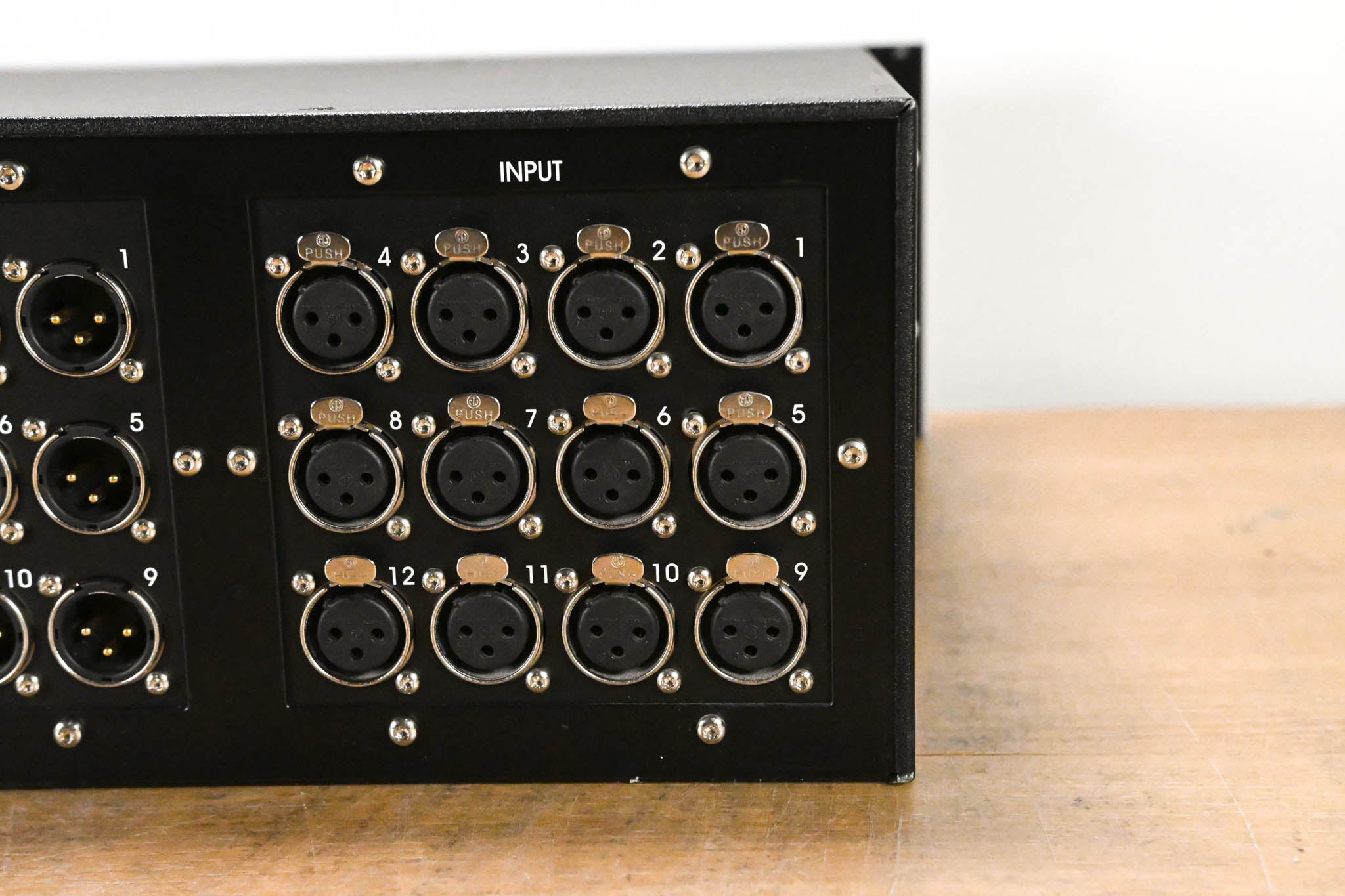 Klark Teknik DN1248+ Microphone Splitter
