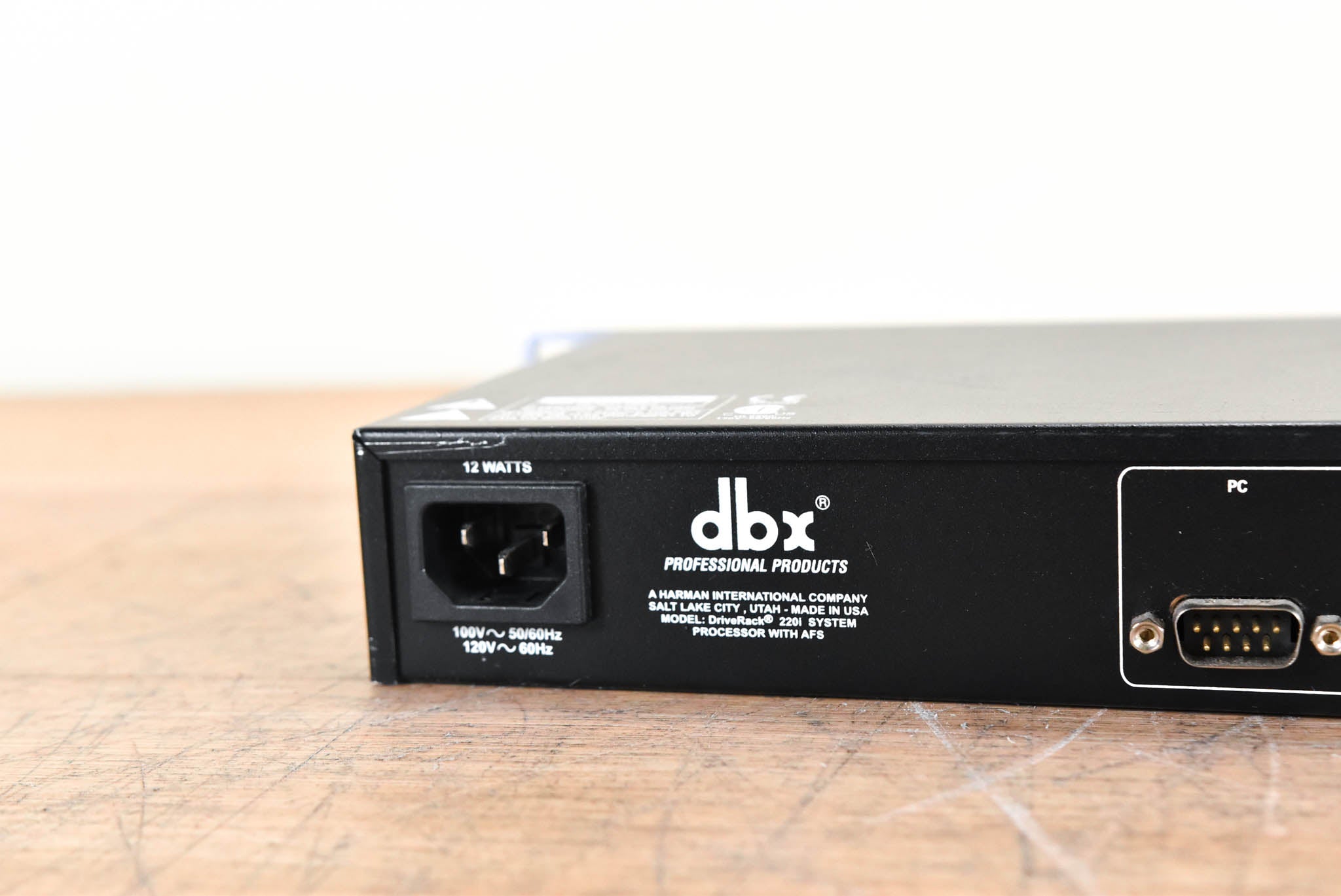 dbx DriveRack 220i System Processor w/ AFS Advanced Feedback Suppression