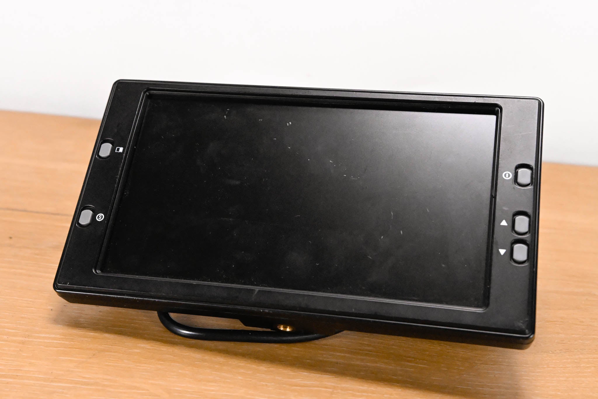 VariZoom VZ-TFT7 7″ LCD Monitor