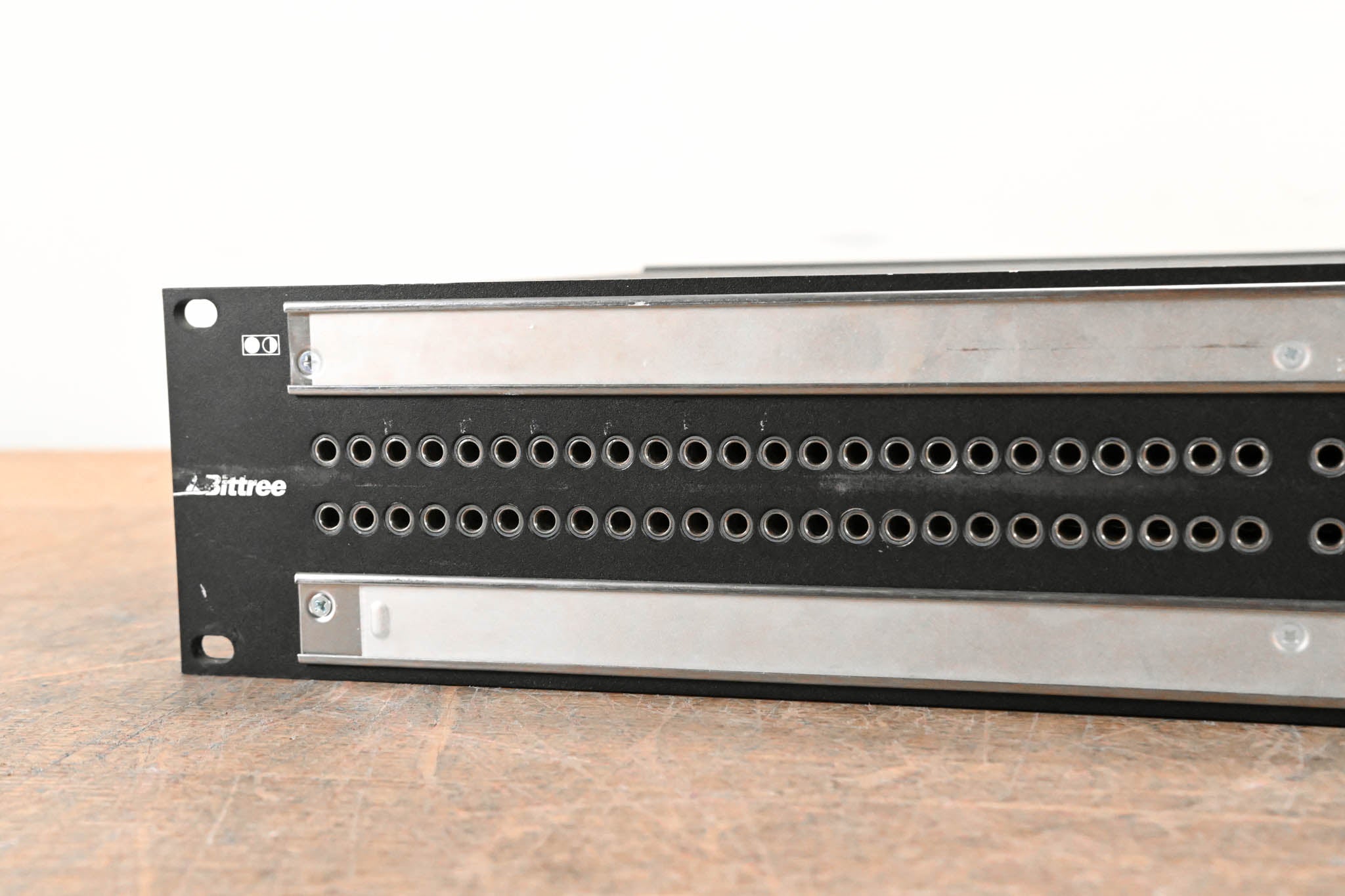 Bittree B96DC-FNPIT/E3 M2OU12B 2x48 2RU TT Patchbay