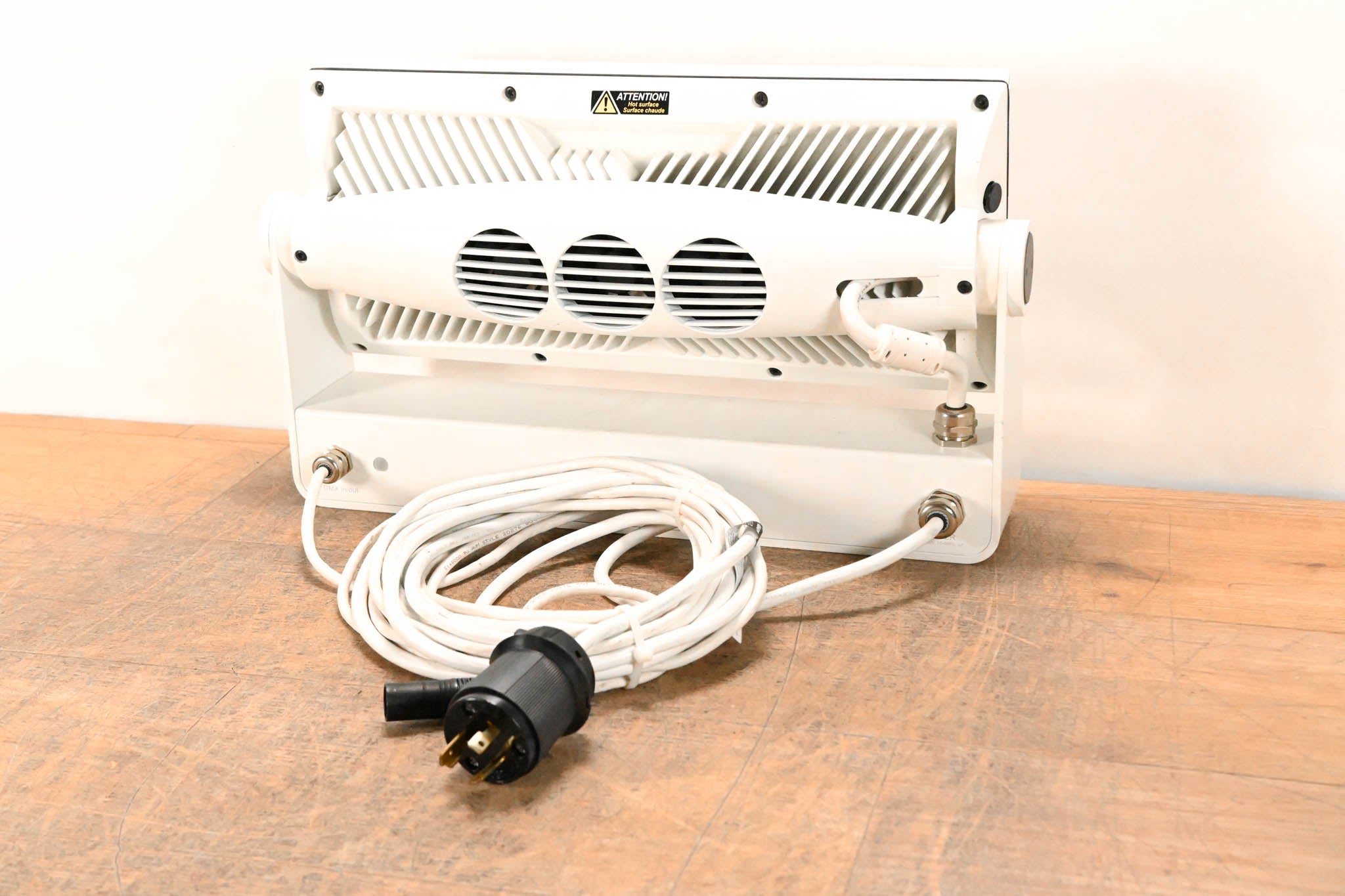 SGM i·5 RGBW POI Outdoor LED Wash Light