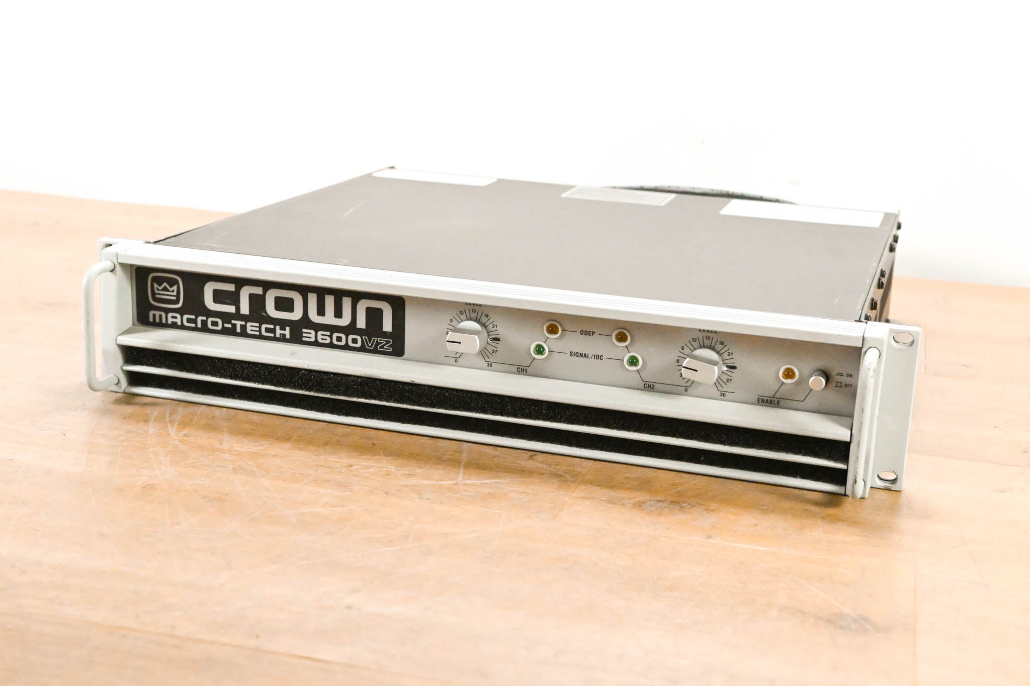 Crown Macro-Tech 3600VZ 2-Channel Power Amplifier