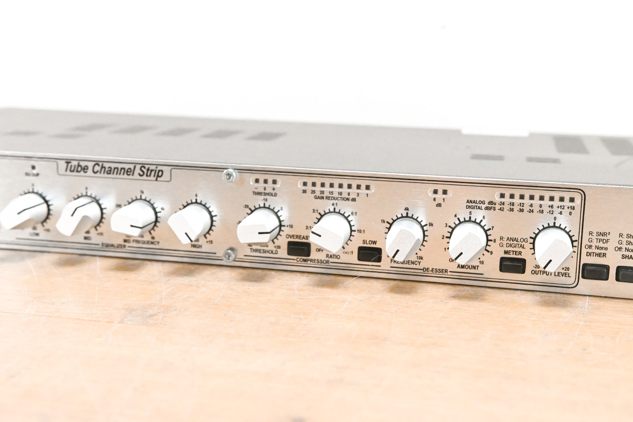 dbx 376 Tube Channel Strip with Digital Out