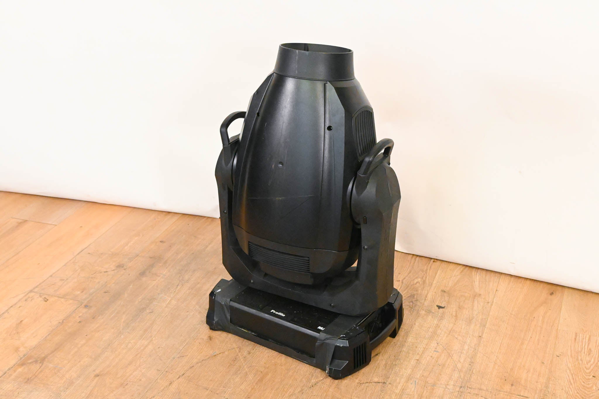Martin MAC Viper Profile High Output Discharge-Based Moving Light