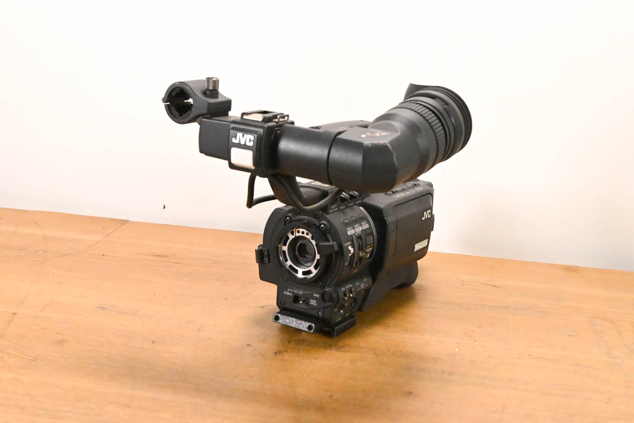 JVC GY-HD110U 1/3" 3-CCD Professional HDV Camcorder