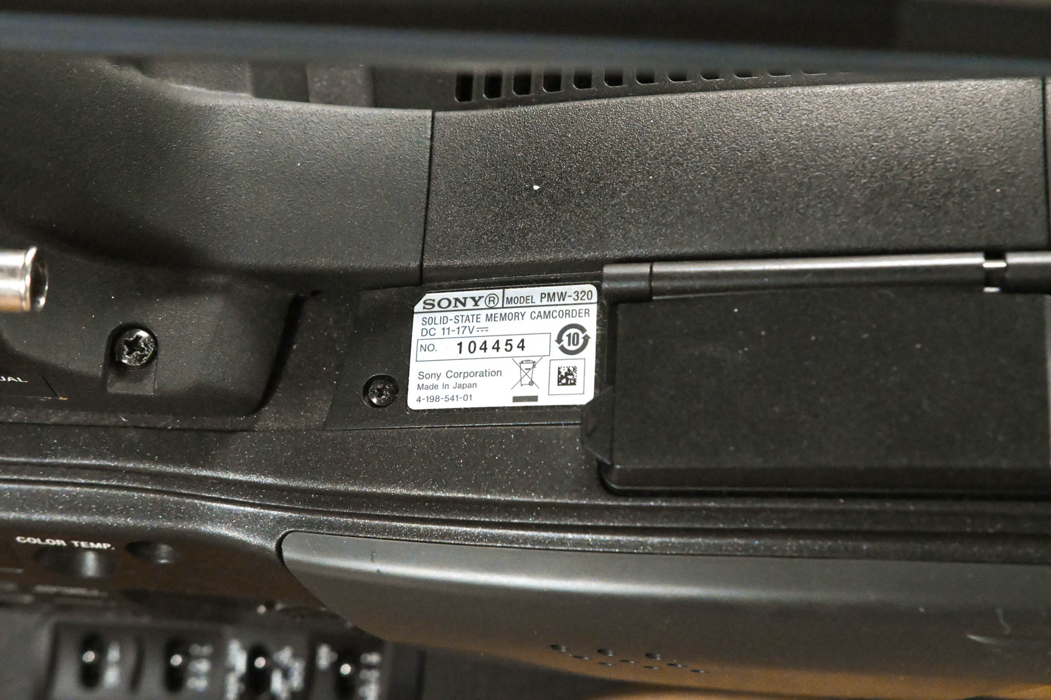 Sony PMW-320 XDCAM EX Camcorder with CBK-VF01 Viewfinder