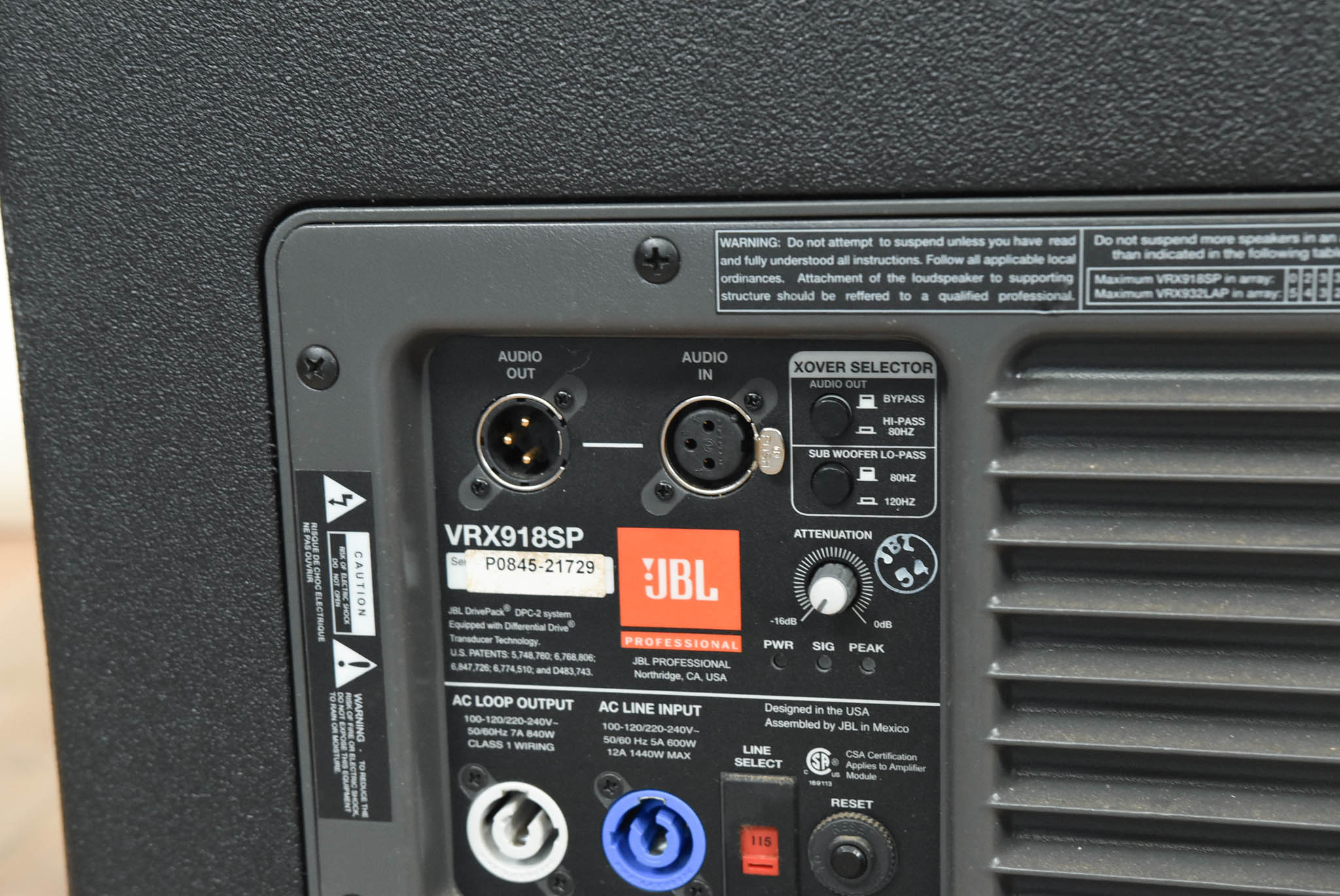 JBL VRX918SP 18-inch Powered Flyable Subwoofer
