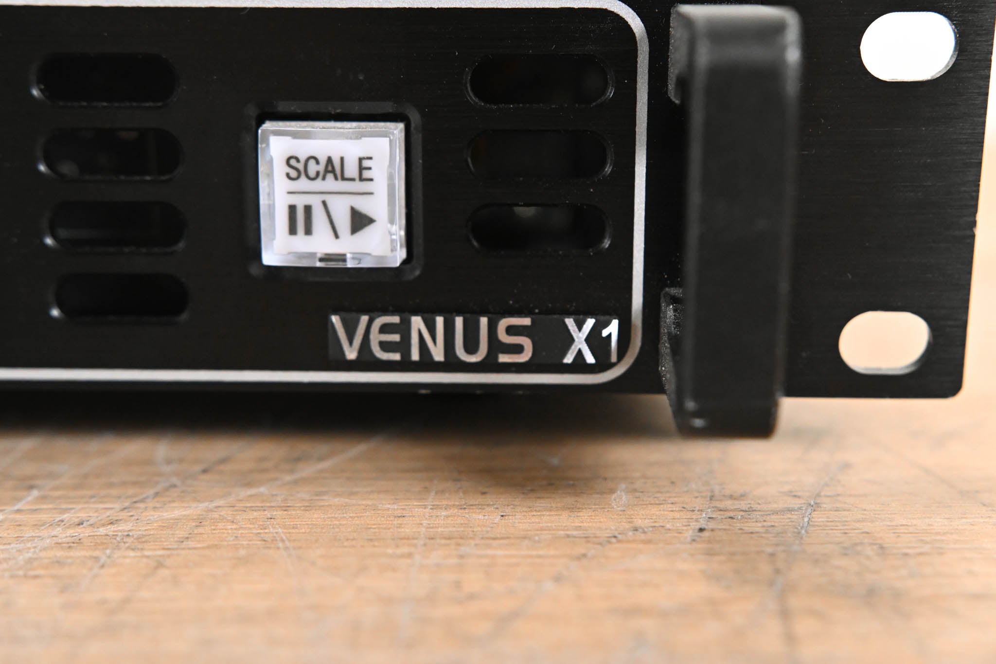 RGBlink VENUS X1 LED Display Video Processor