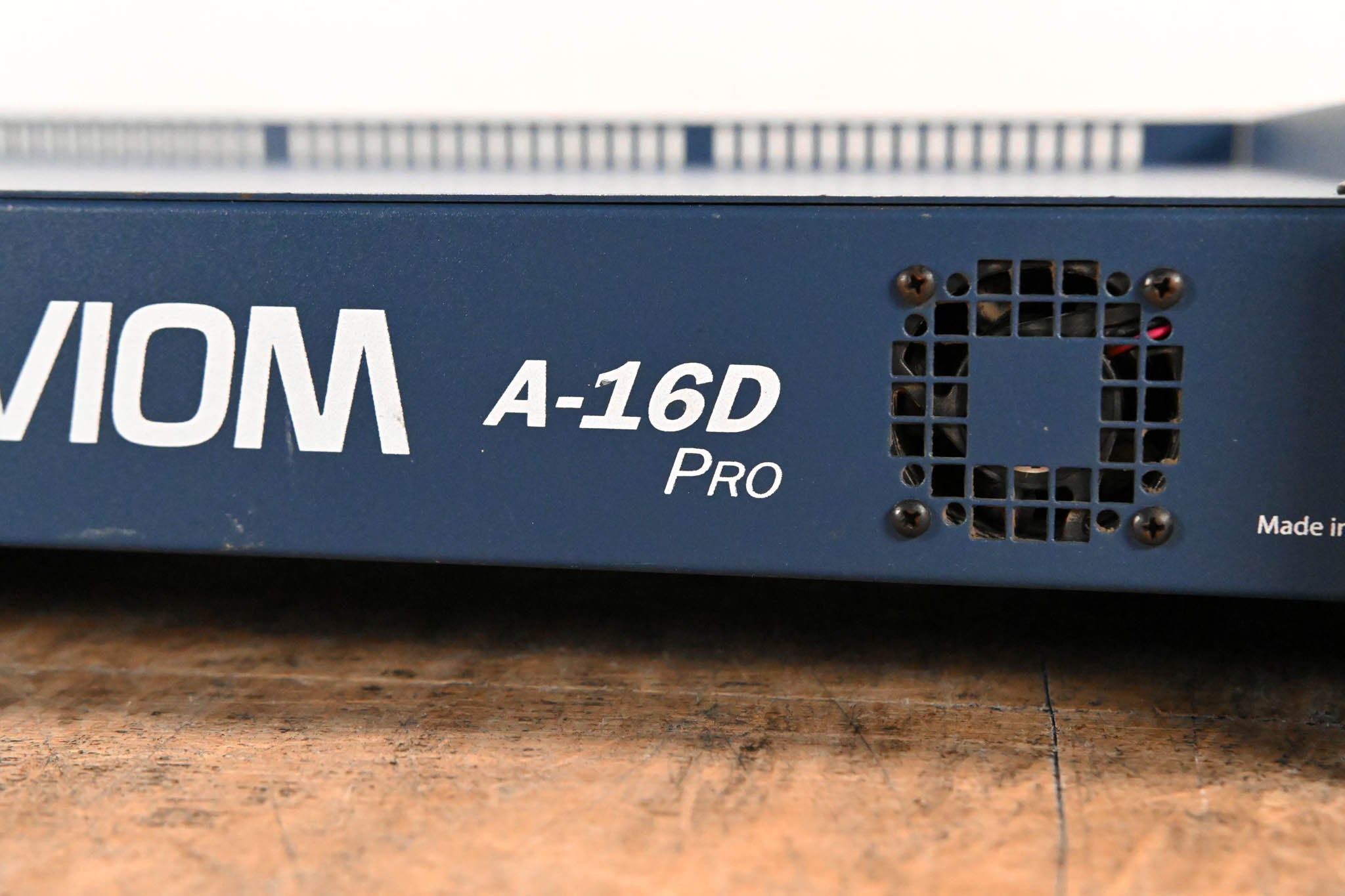 Aviom A-16D Pro A-Net Distributor