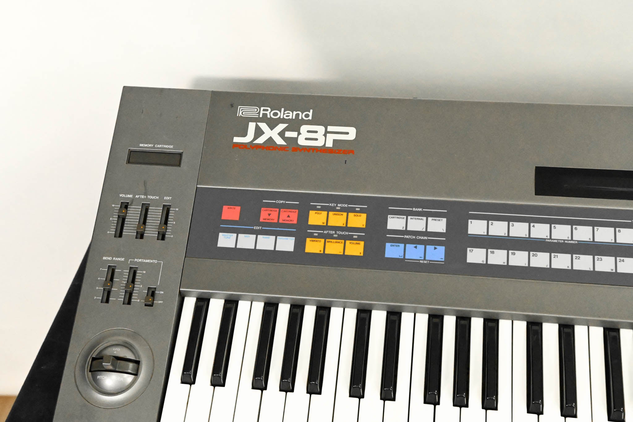 Roland JX-8P 61-Key Polyphonic Synthesizer