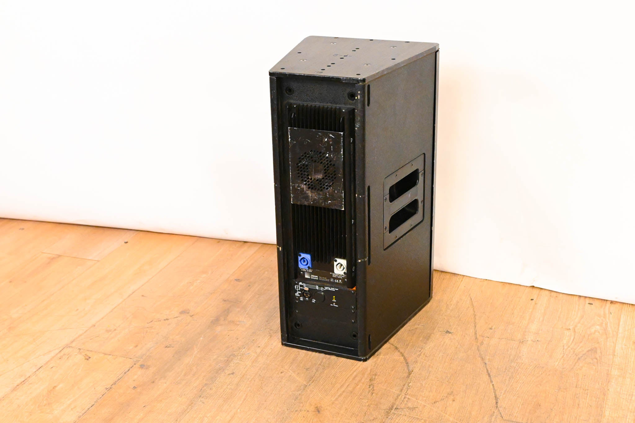 Meyer Sound UPJ-1P Compact VariO Loudspeaker