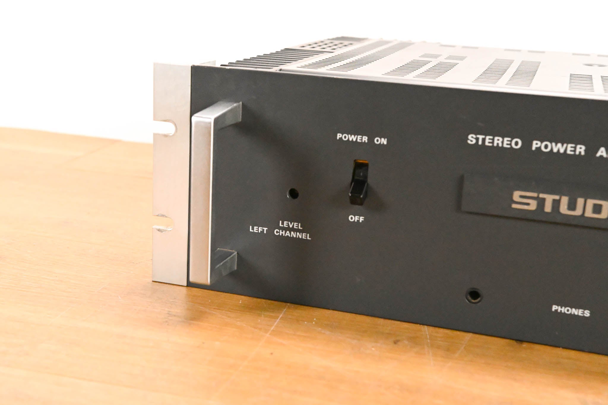 Studer A68 Stereo Power Amplifier