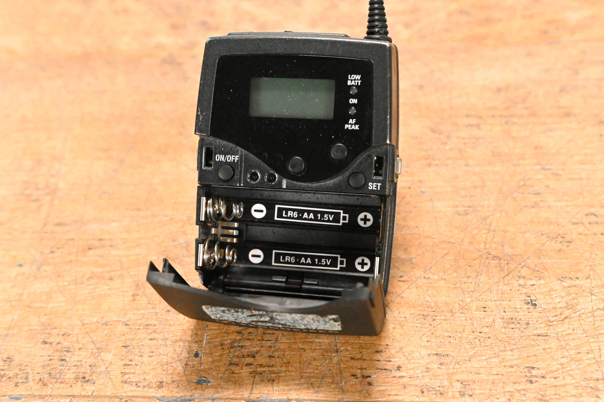 Sennheiser SK 300 G3 Wireless Bodypack Transmitter G Range: 566-608 MHz