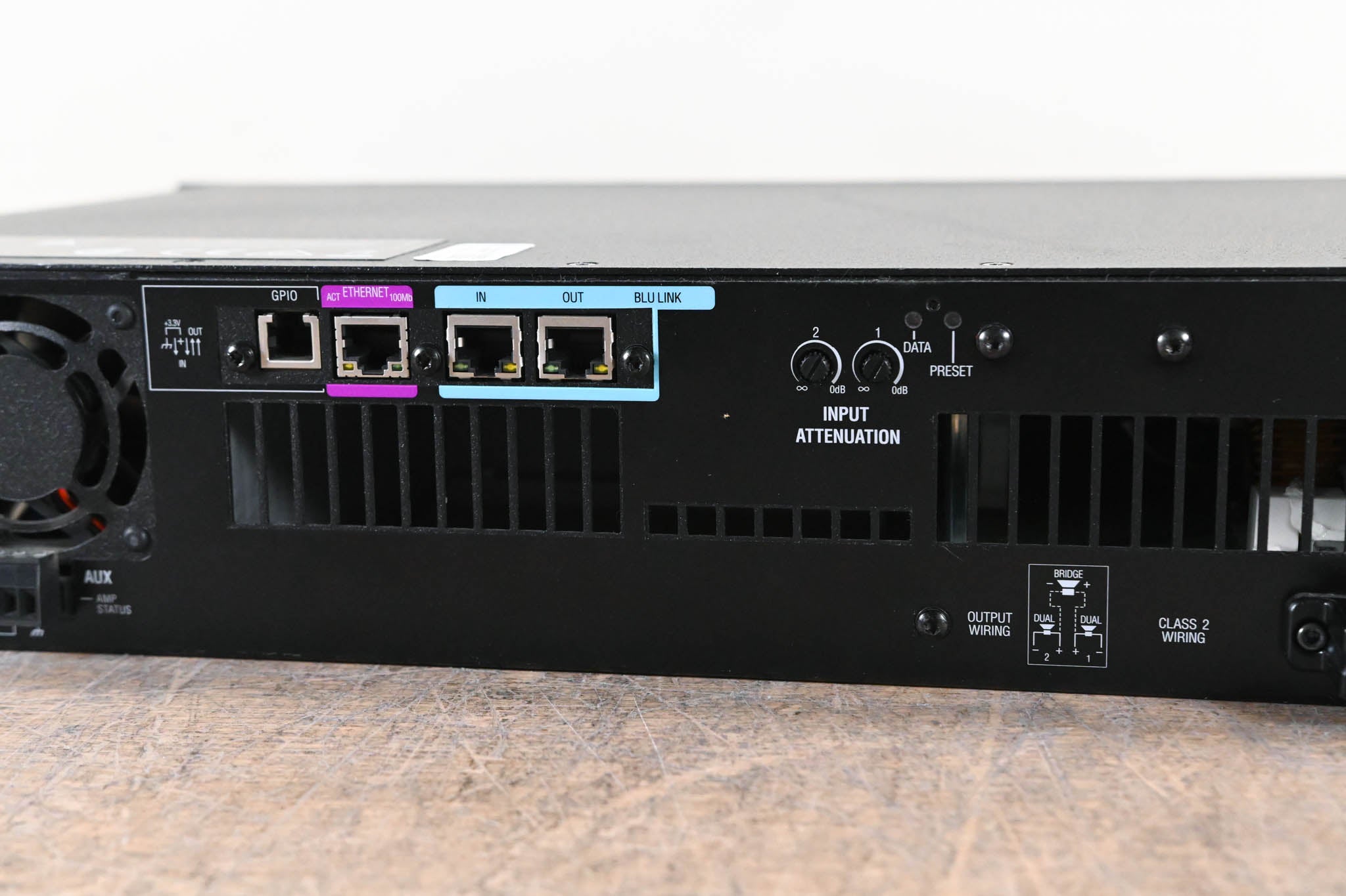 Crown DCi 2|300N DriveCore Install 2-Channel Power Amplifier