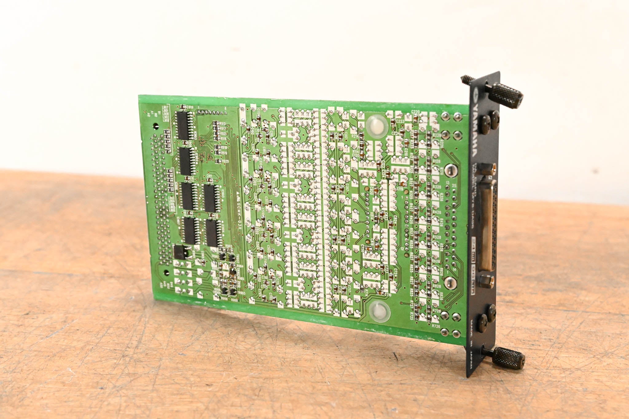 Yamaha MY8-DA96 24-bit, 96kHz 8-Channel Analog Output Card