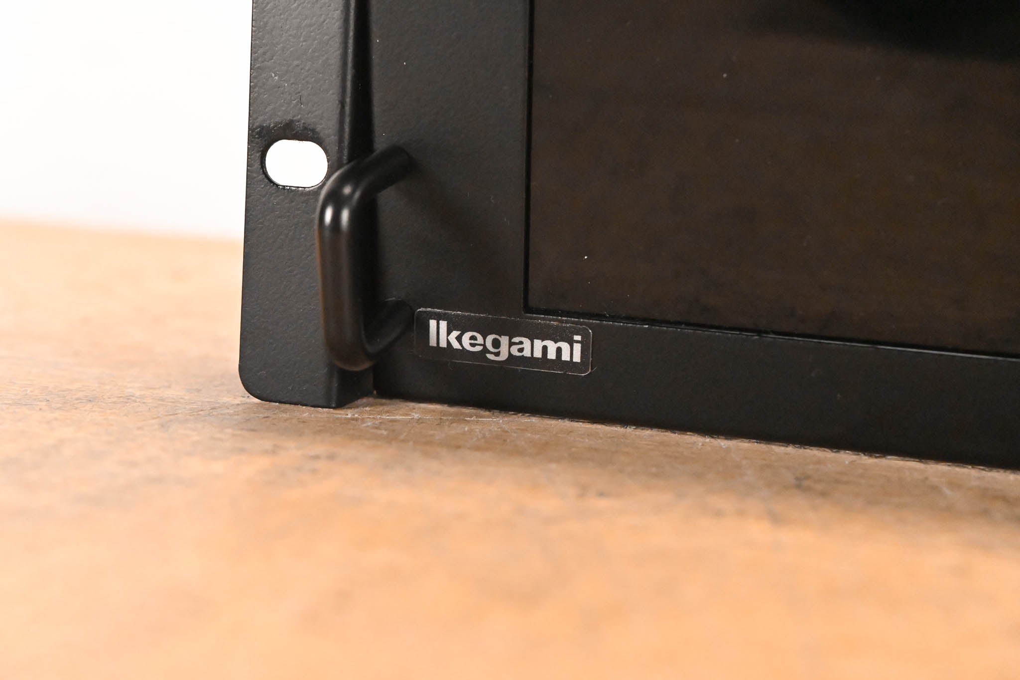 Ikegami HLM-7002WR 7" Dual HDTV/SDTV Multi-Format LCD Monitor (NO PSU)