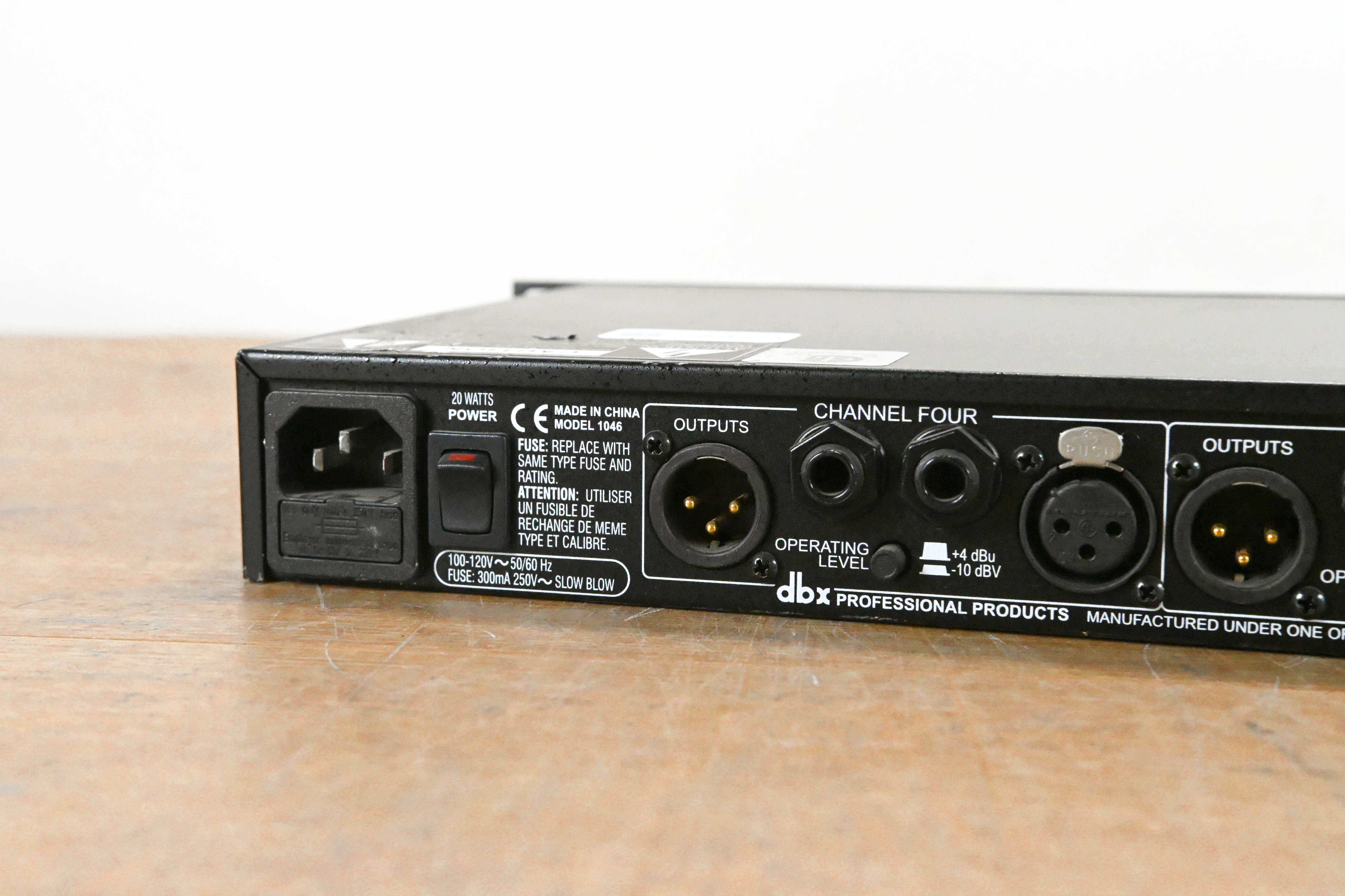 dbx 1046 Quad Compressor/Limiter