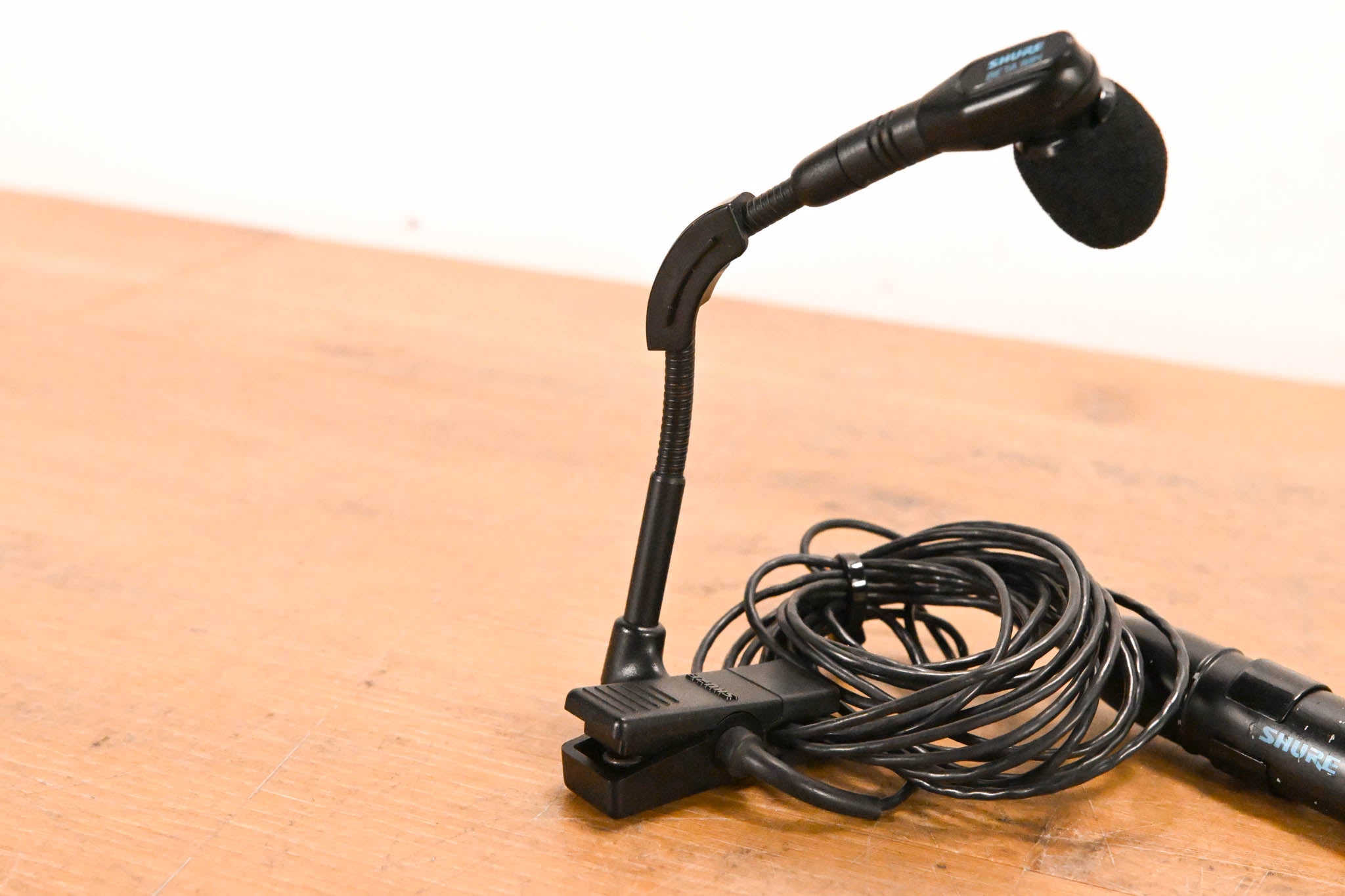 Shure Beta 98H/C Miniature Cardioid Condenser Instrument Microphone