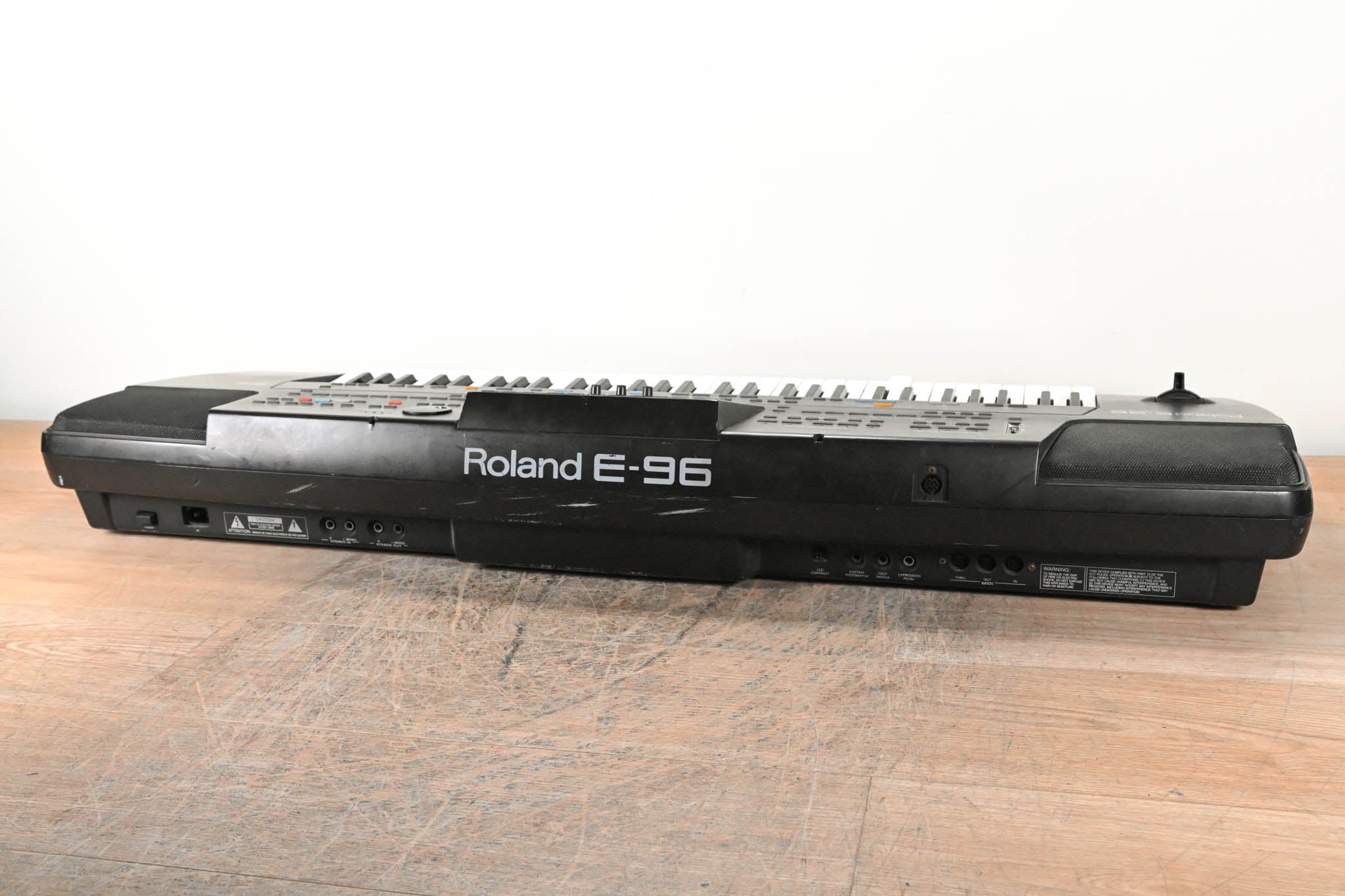 Roland E-96 61-Key Intelligent Synthesizer