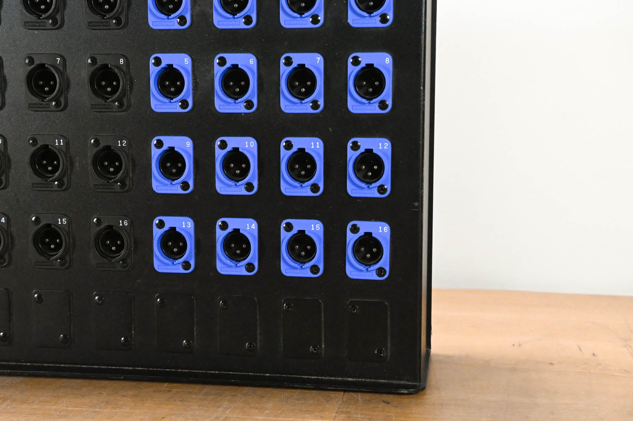 Whirlwind SB Series SB16T1 16-Channel Passive Mic Splitter