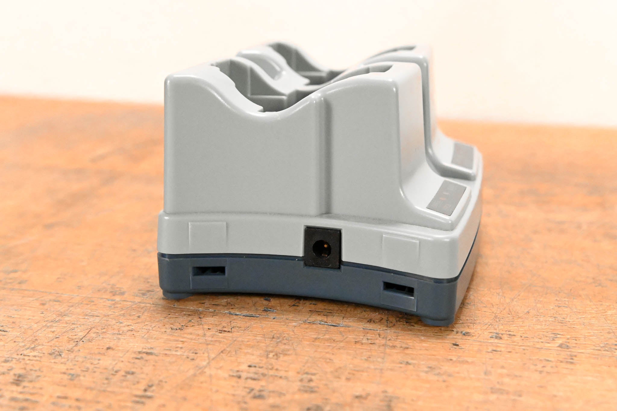 Sennheiser L 2015 Charging Station (NO POWER SUPPLY)