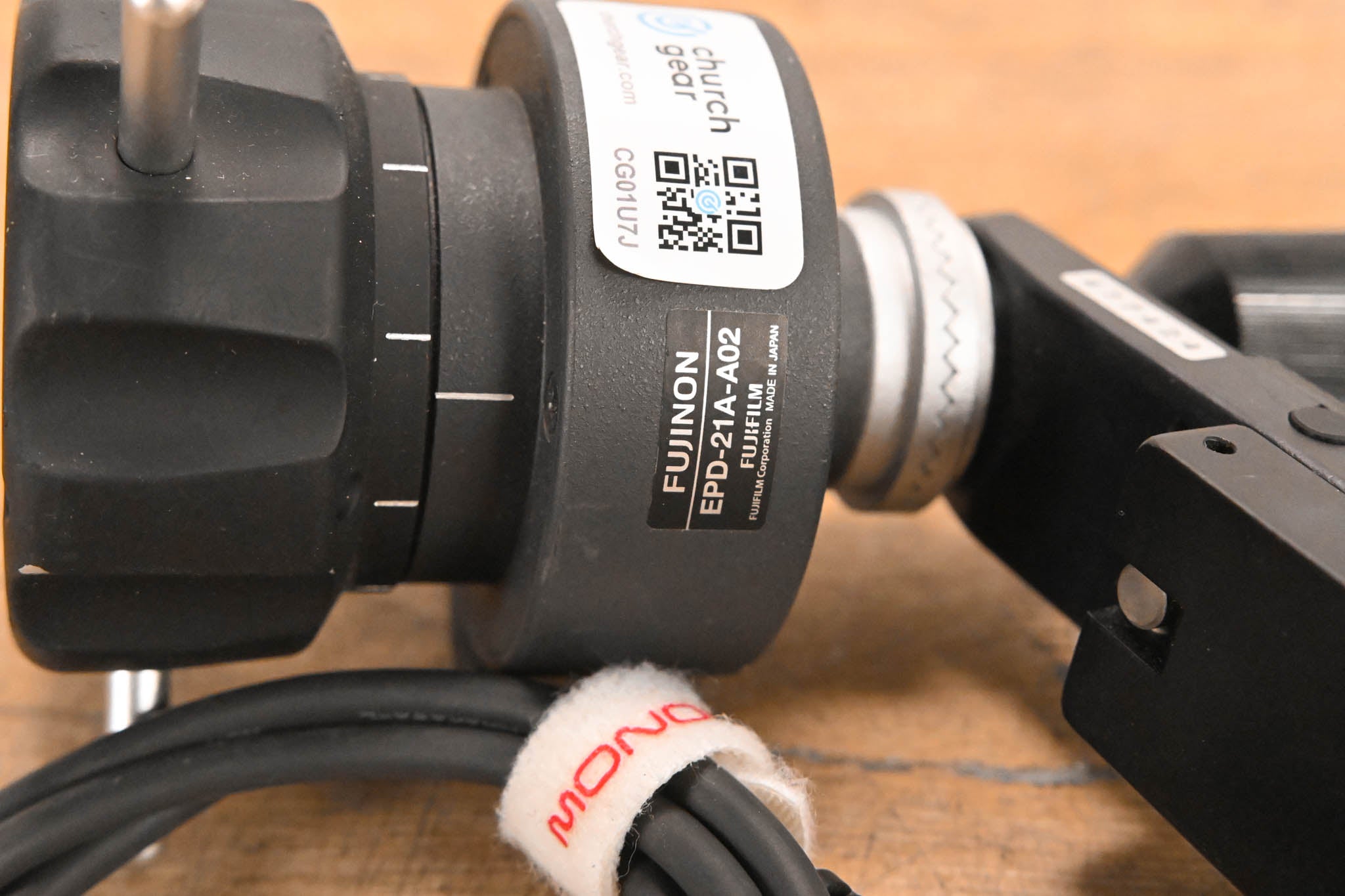 Fujinon EPD-21A-A02 Focus Demand with MCA-7 Mounting Clamp