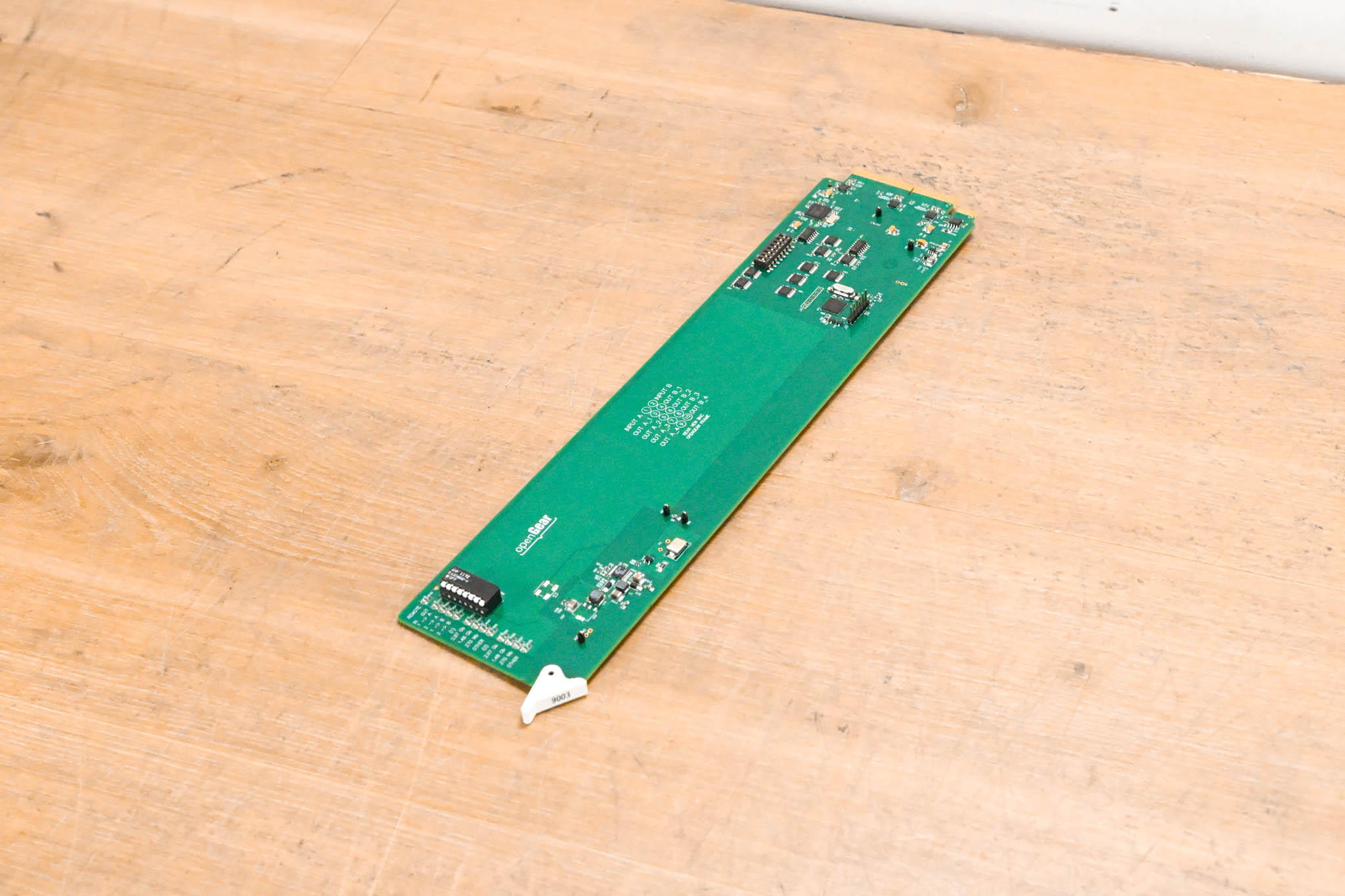 Cobalt 9003 3G/HD/SD Reclocking Distribution Amplifier